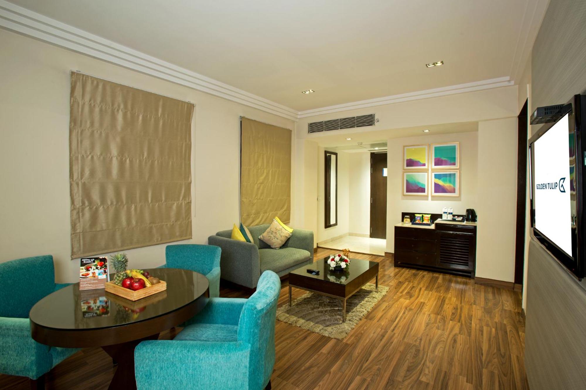 Suite - Photo 5