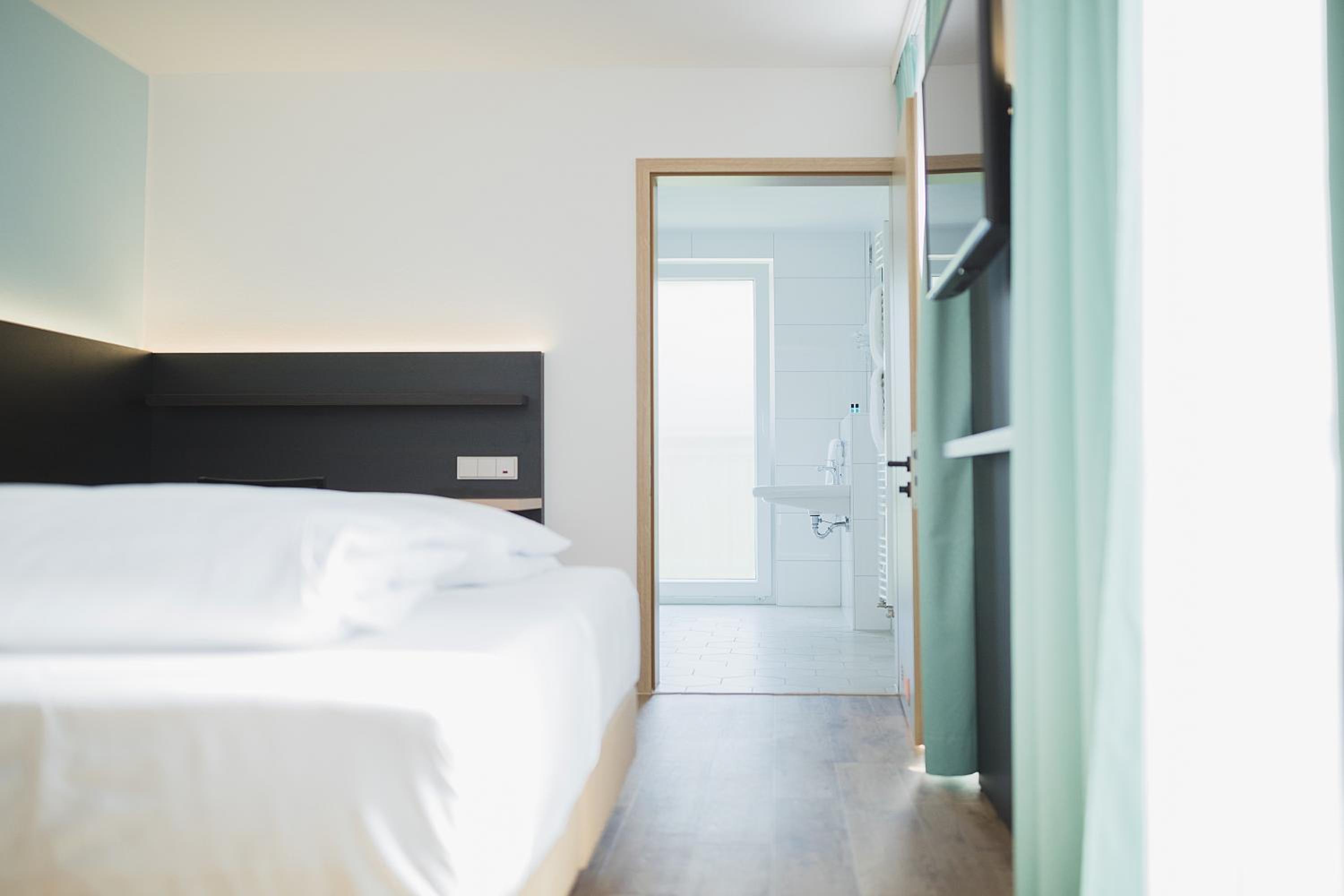 Large Double Room