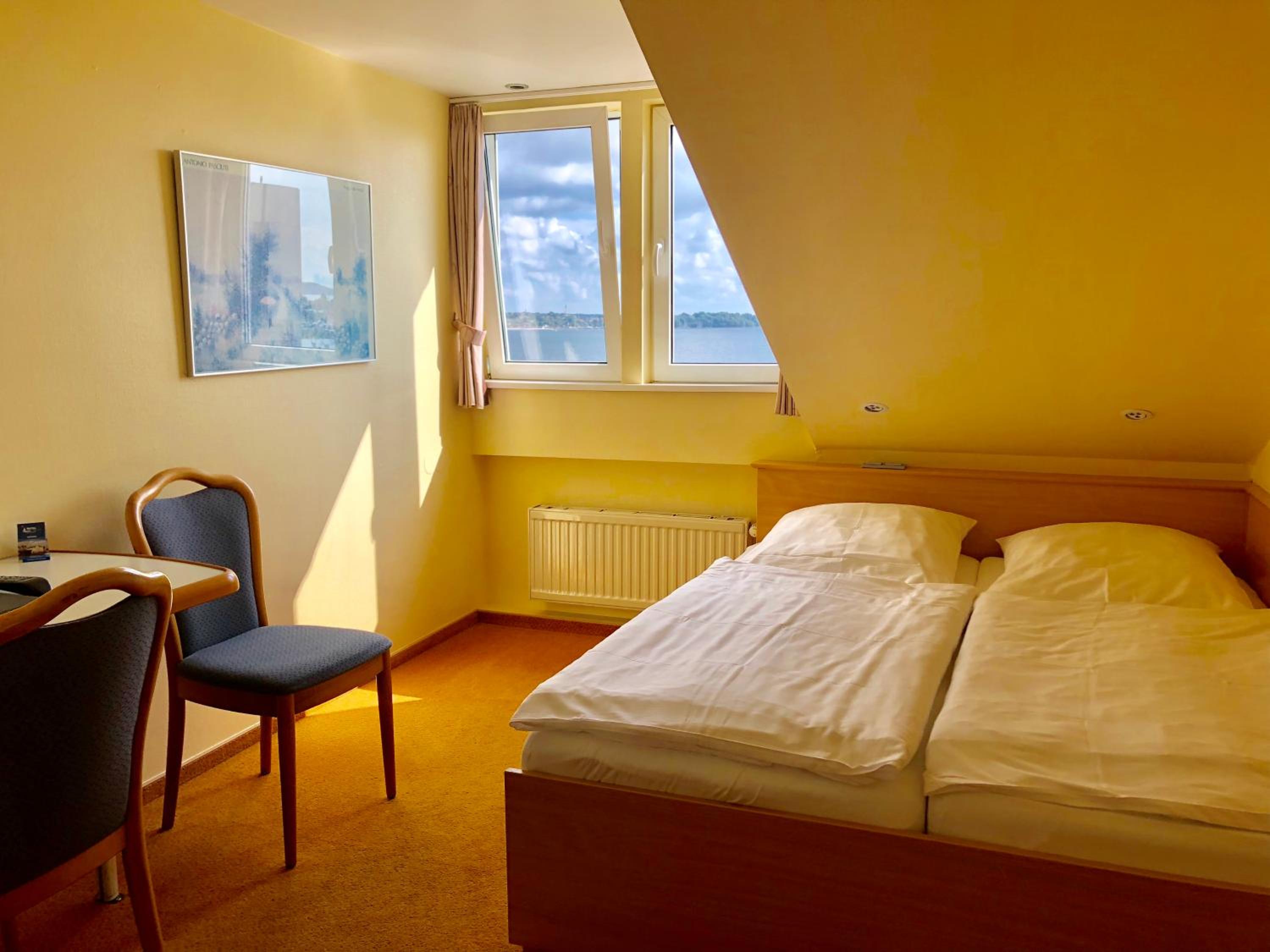Double Room with Sea View photo 2