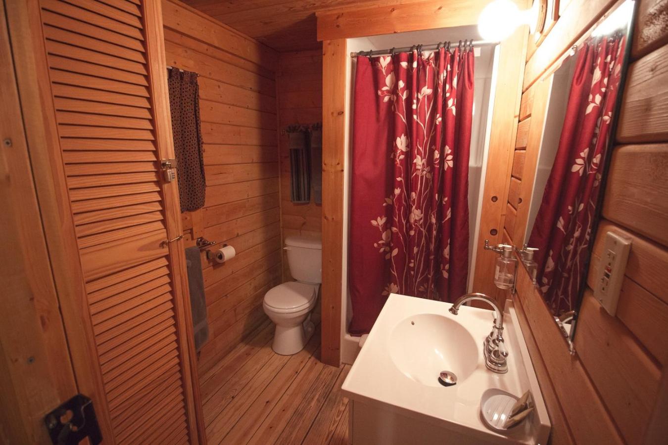 Bungalow photo 2