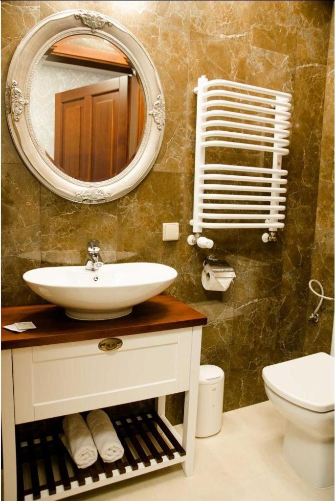 Double or Twin Room photo 3
