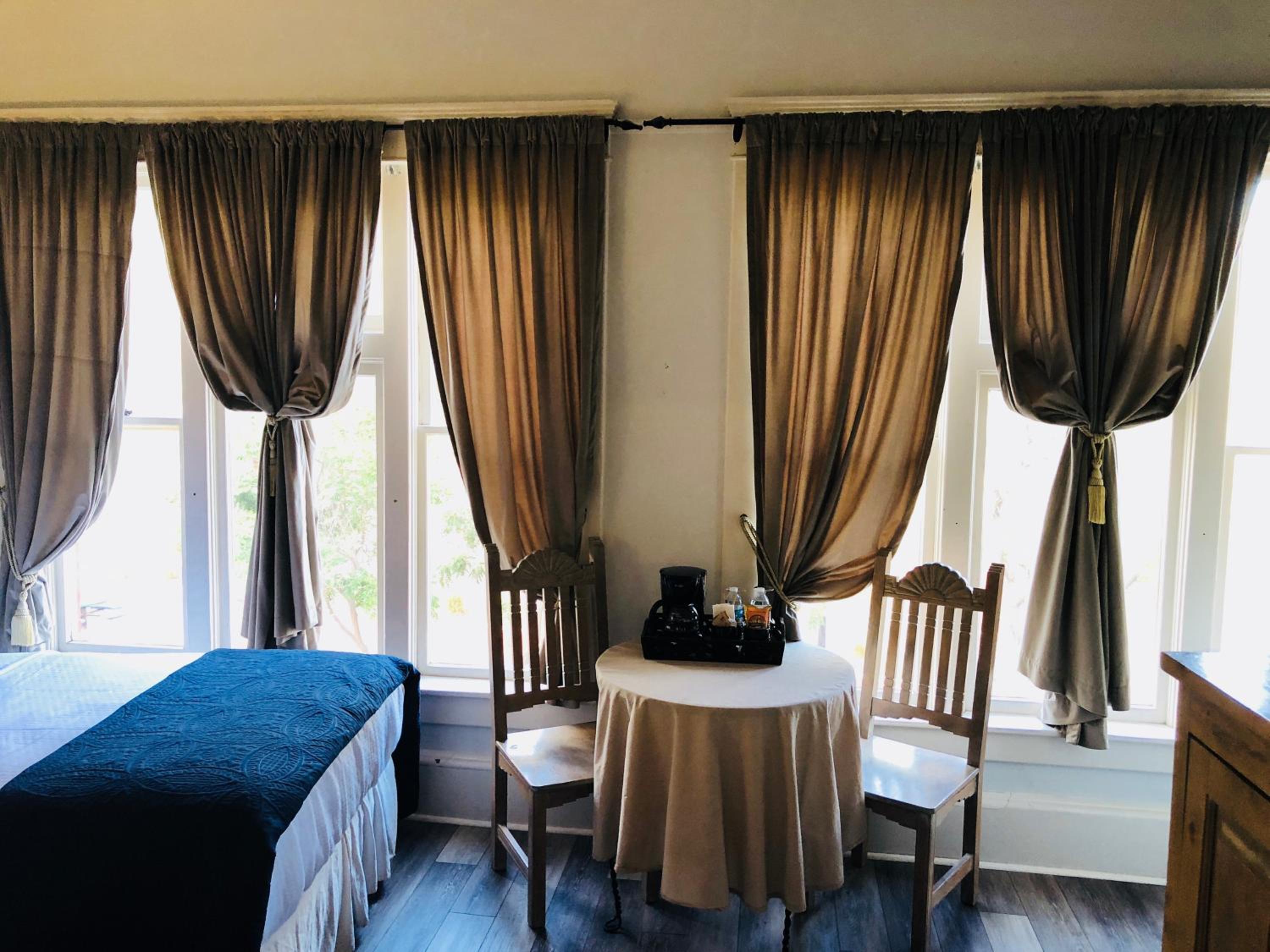 Deluxe Double Room - Photo 5