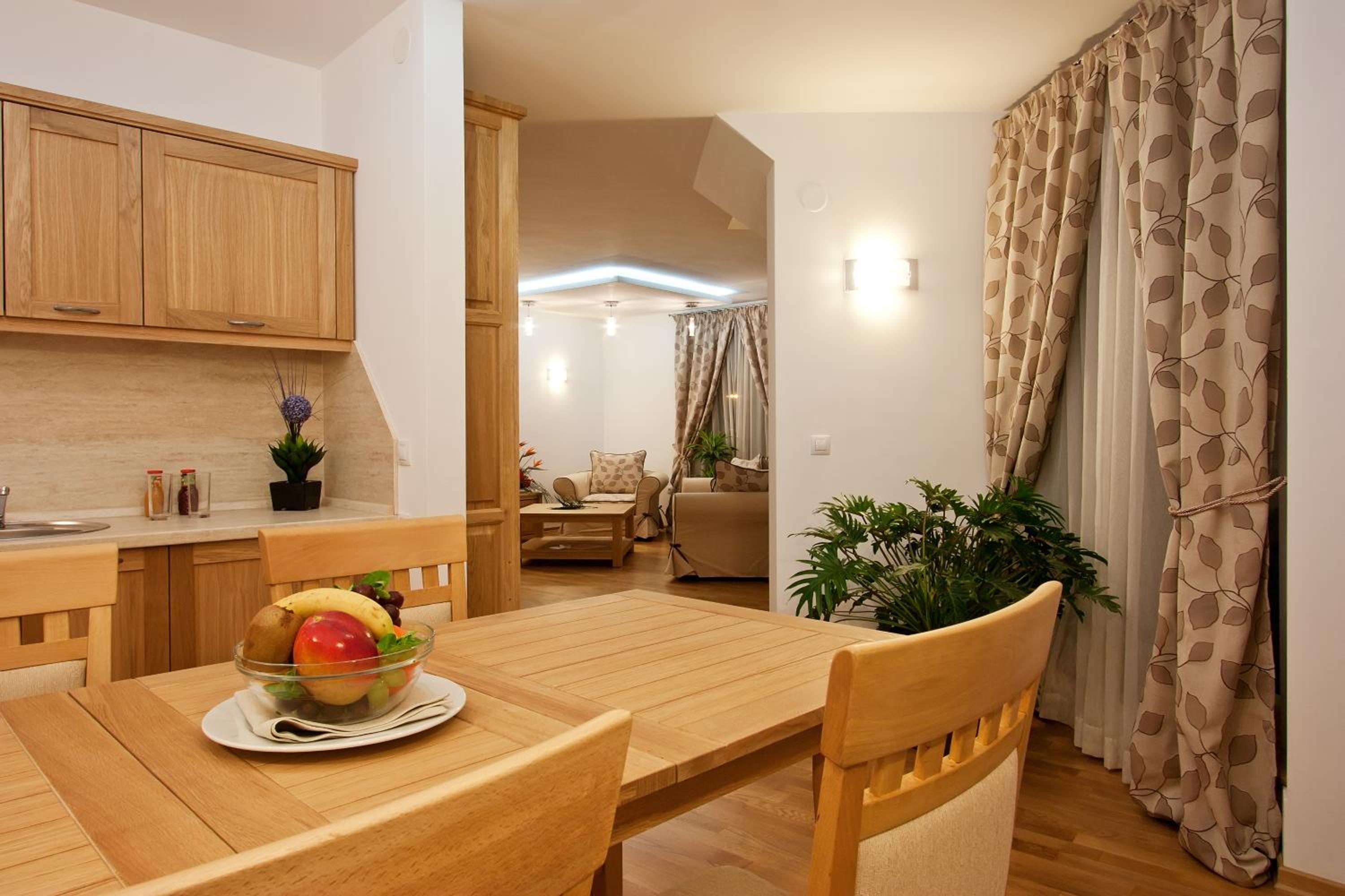 Two-Bedroom Maisonette with Free Spa Access