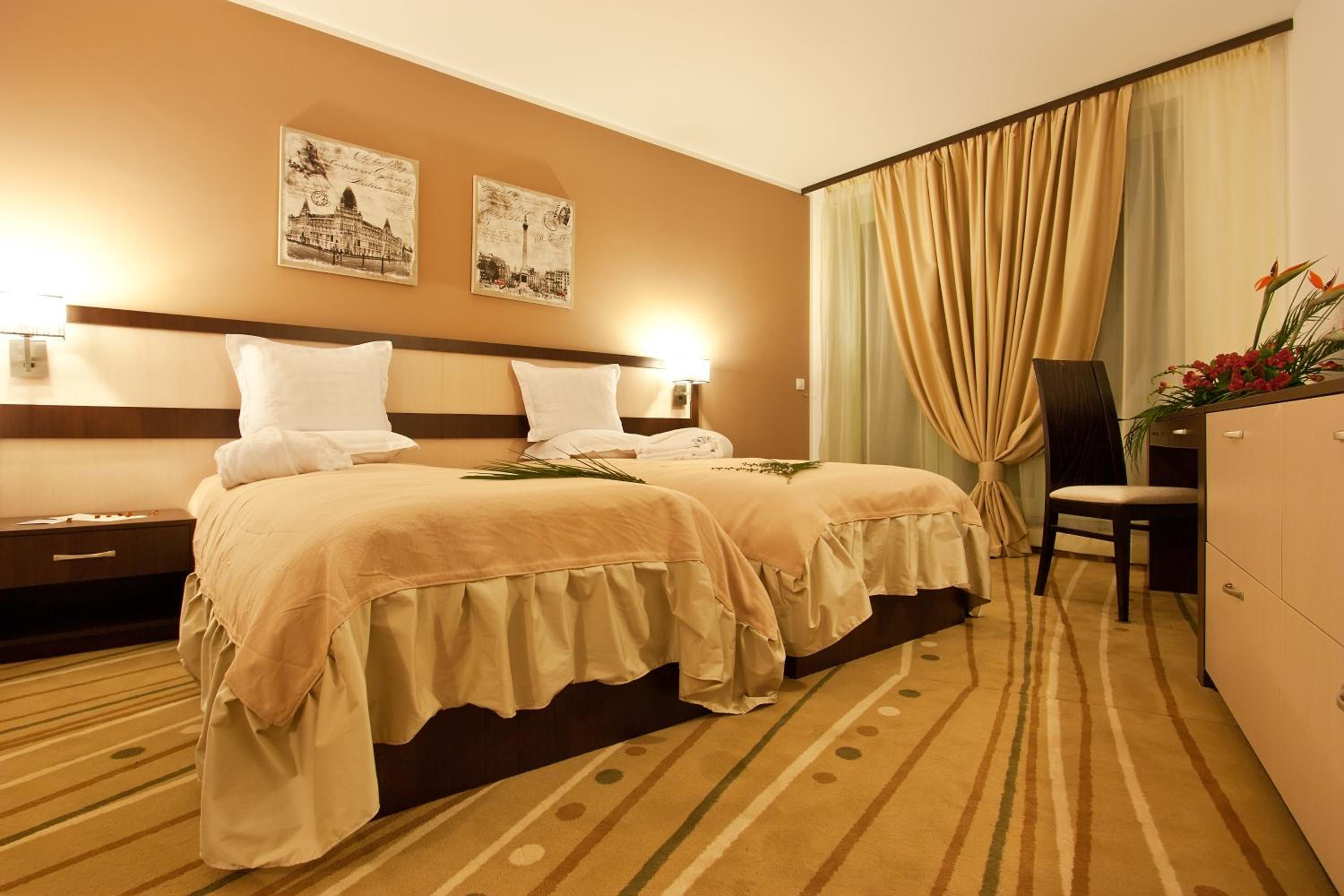 Double or Twin Room with Free Spa Access