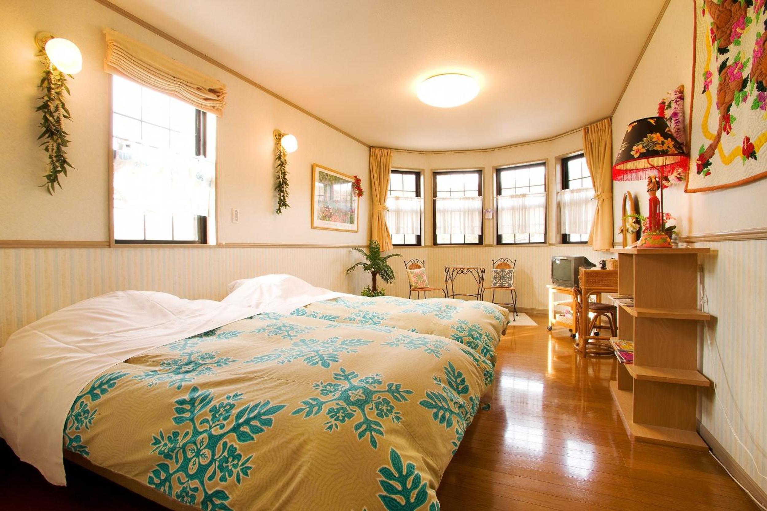 Triple Room with Bathroom - Photo 1