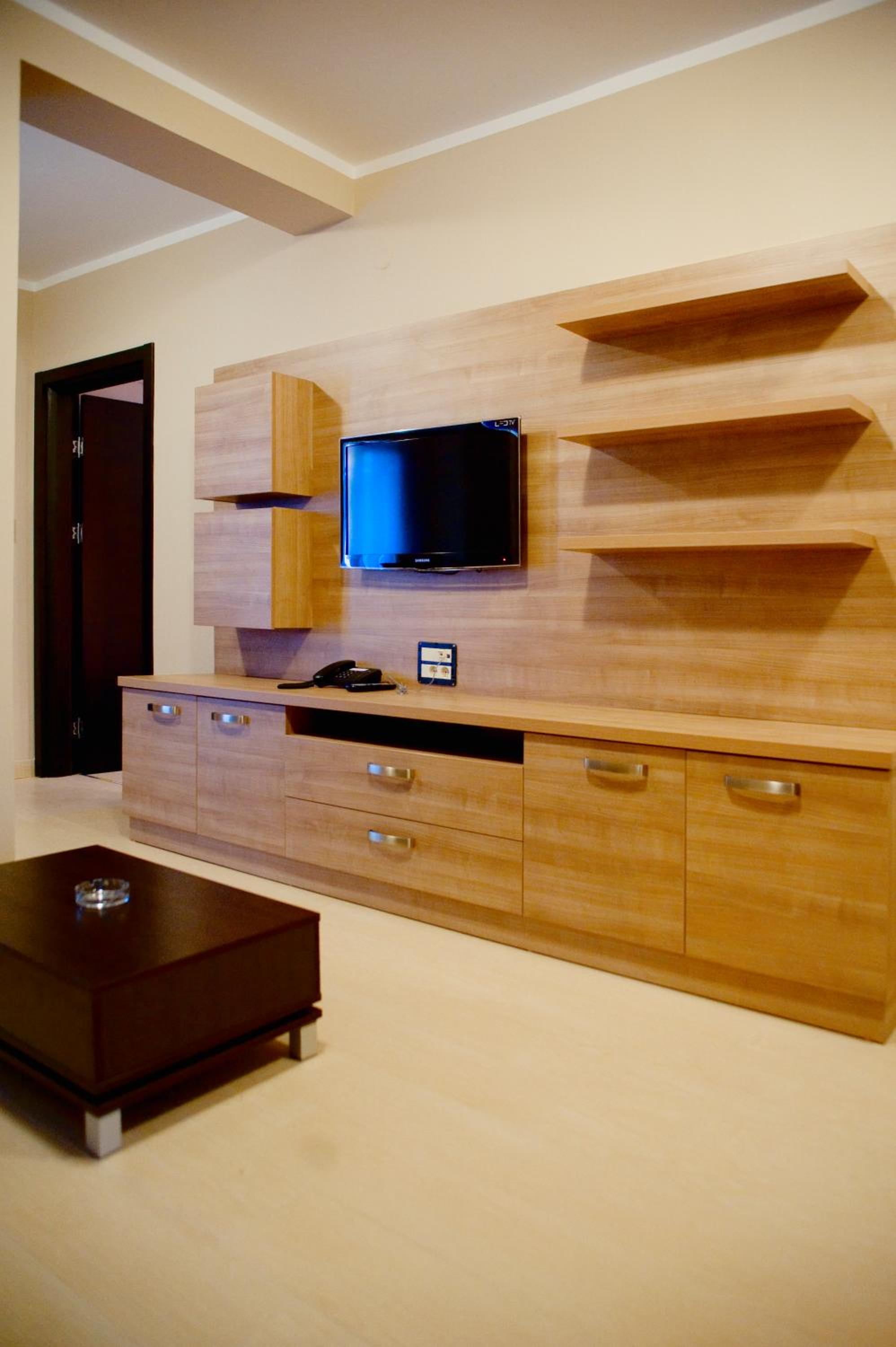 Two-Bedroom Apartment with Partial Sea View photo 3