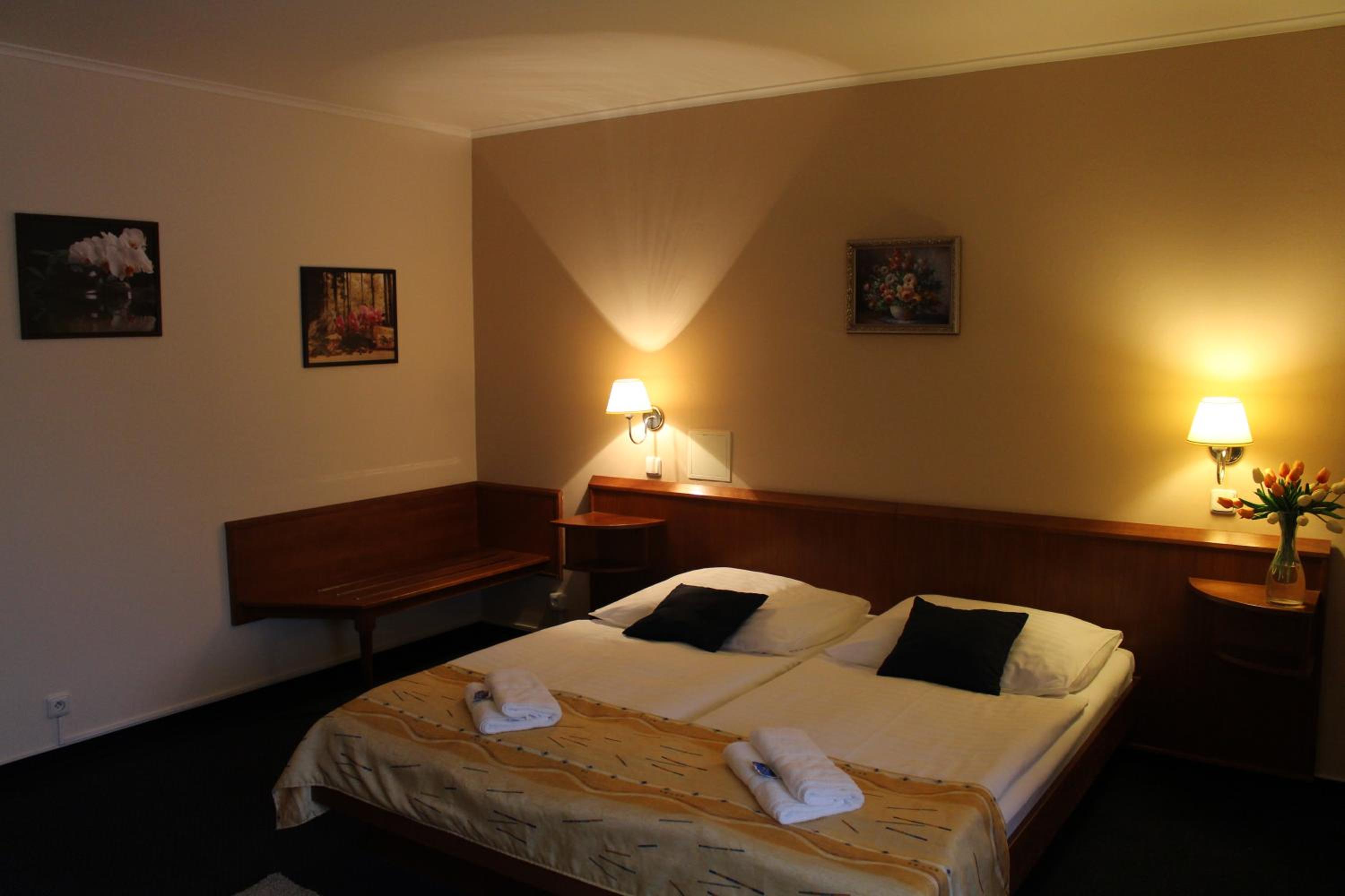 Double Room - Photo 1