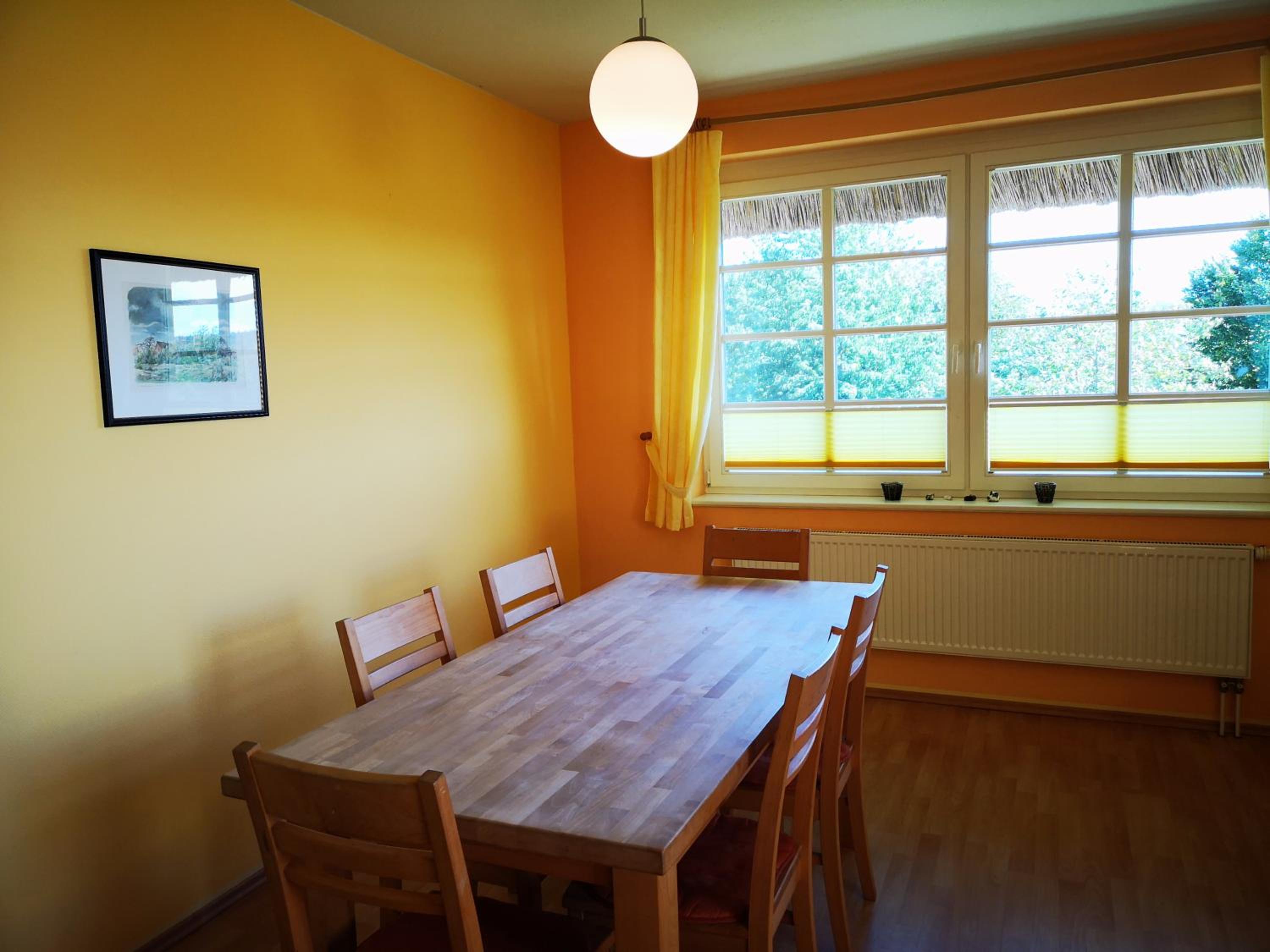One-Bedroom Apartment - Photo 6
