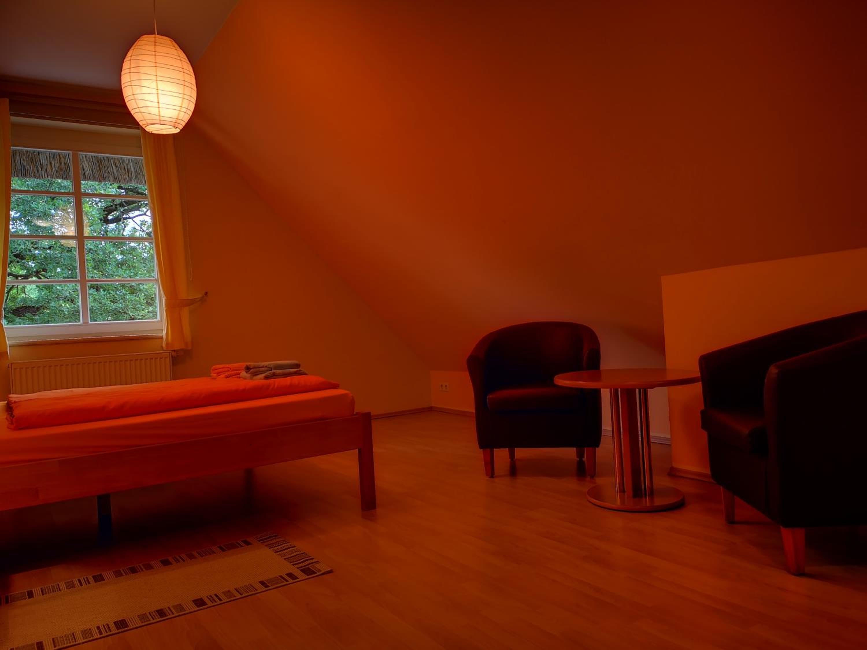 One-Bedroom Apartment - Photo 9