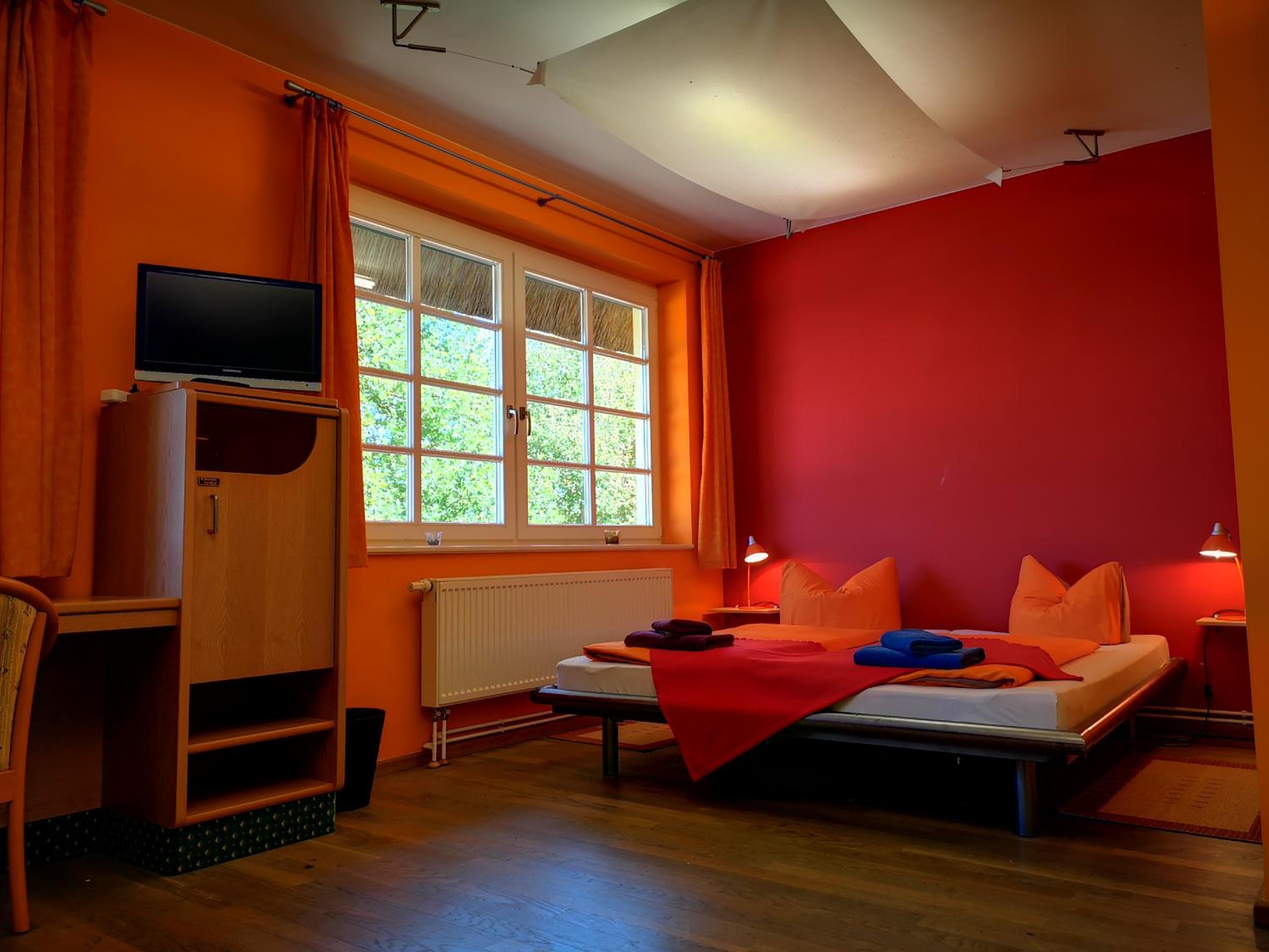 Double Room with Private Bathroom - Photo 1