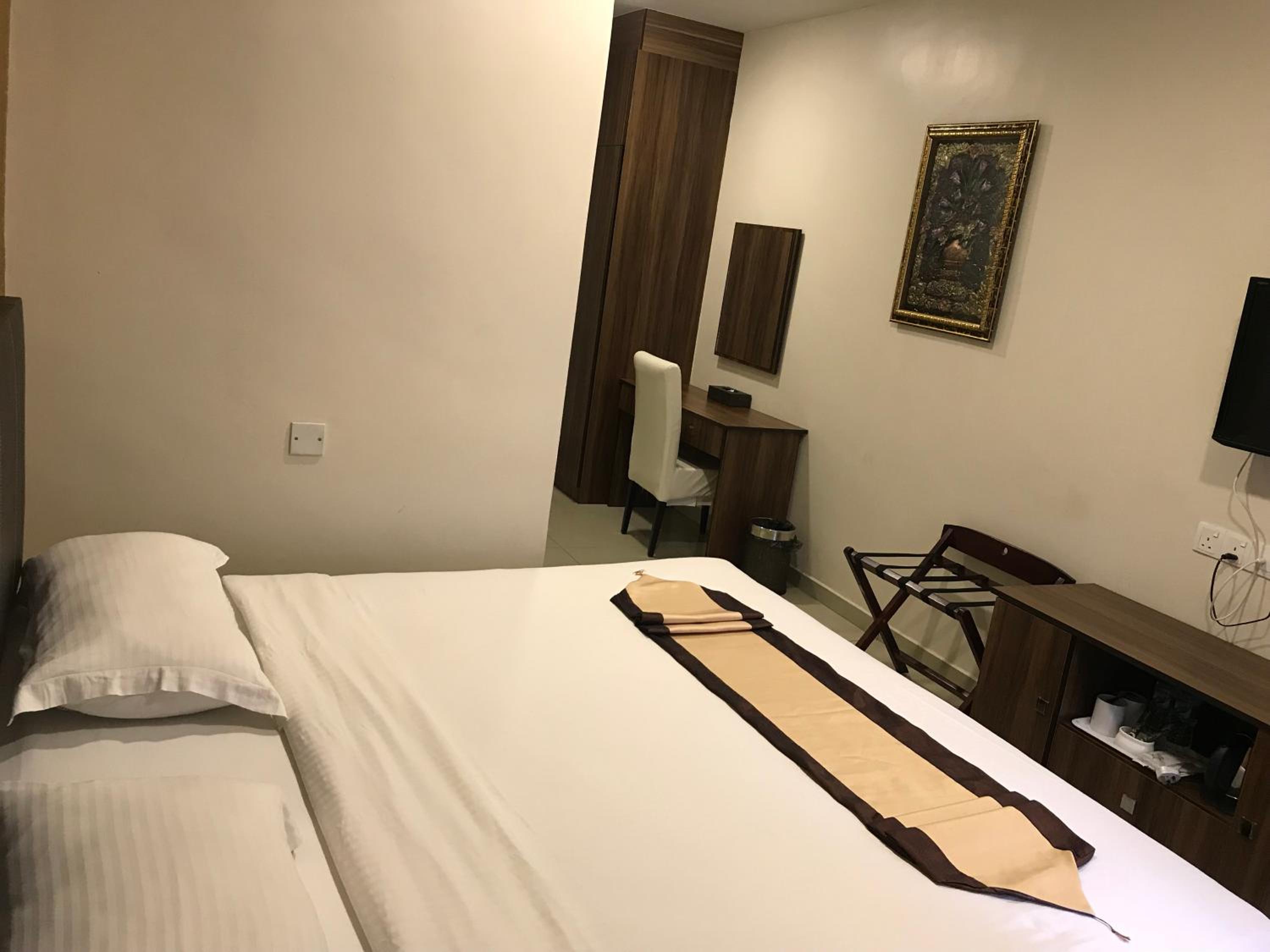 Deluxe Double Room photo 2