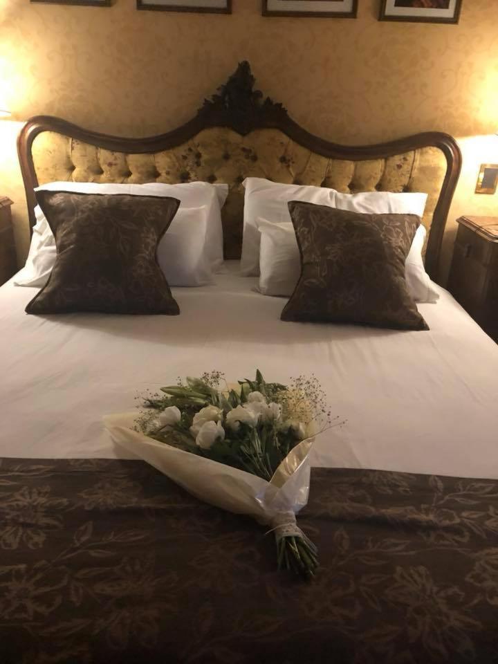 Junior Suite with Balcony and Garden Views photo 2
