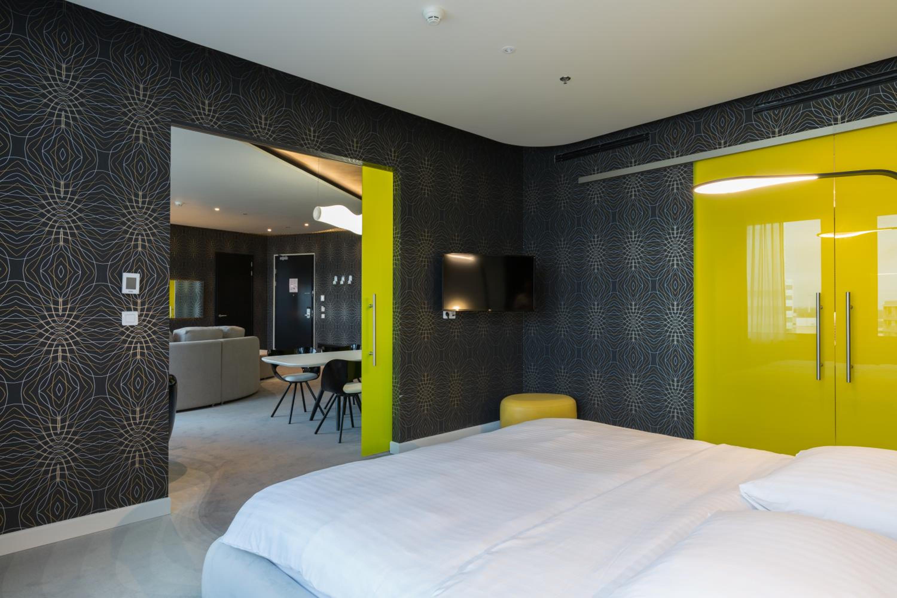 Karim Rashid Suite
