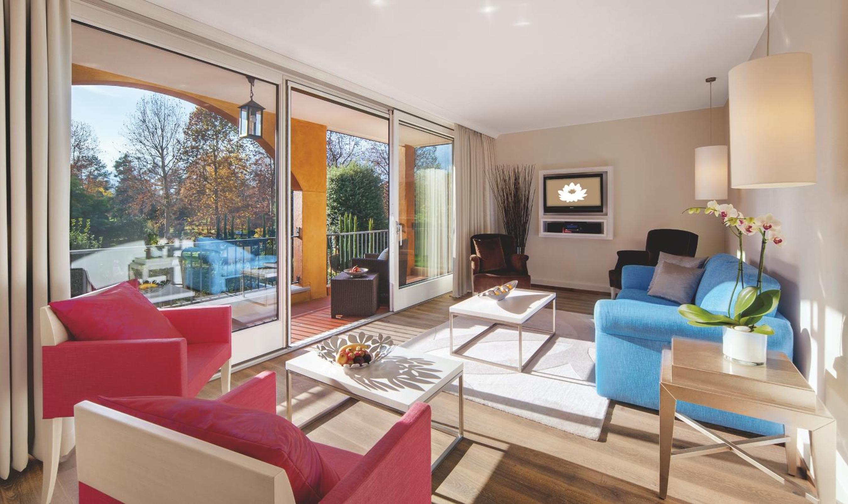 Suite South - Photo 7
