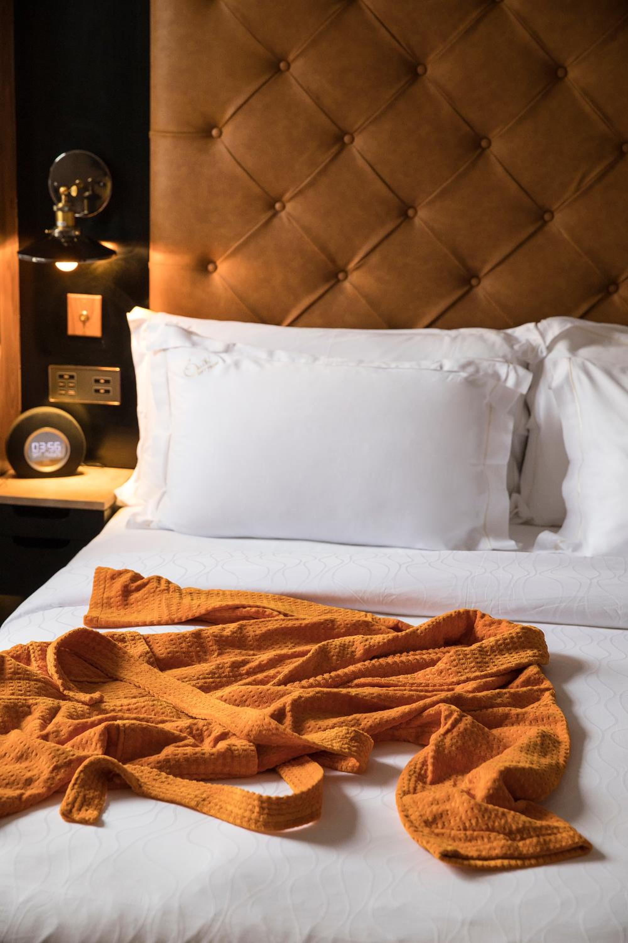 Executive King Room - Photo 4
