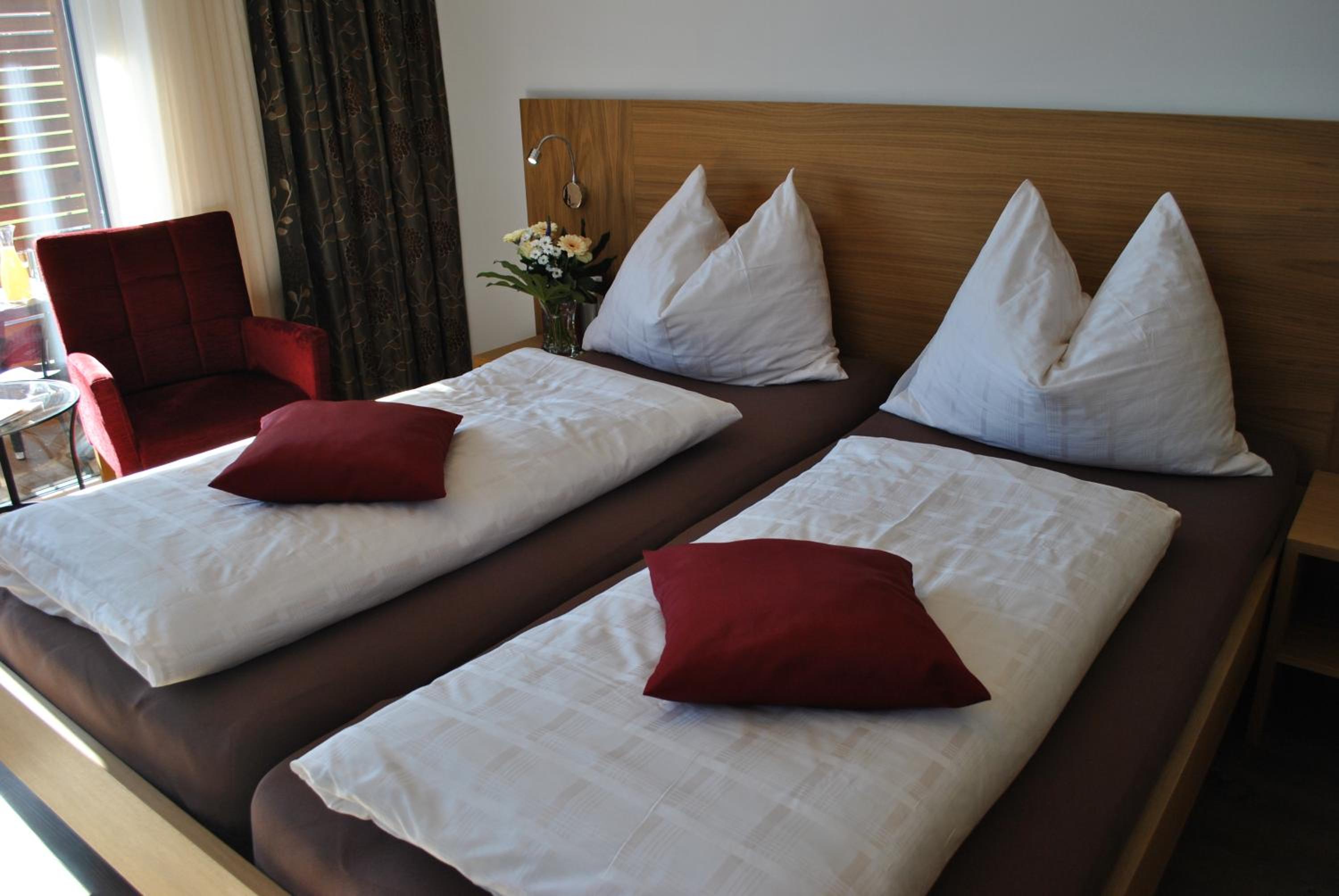 Double Room - Photo 2