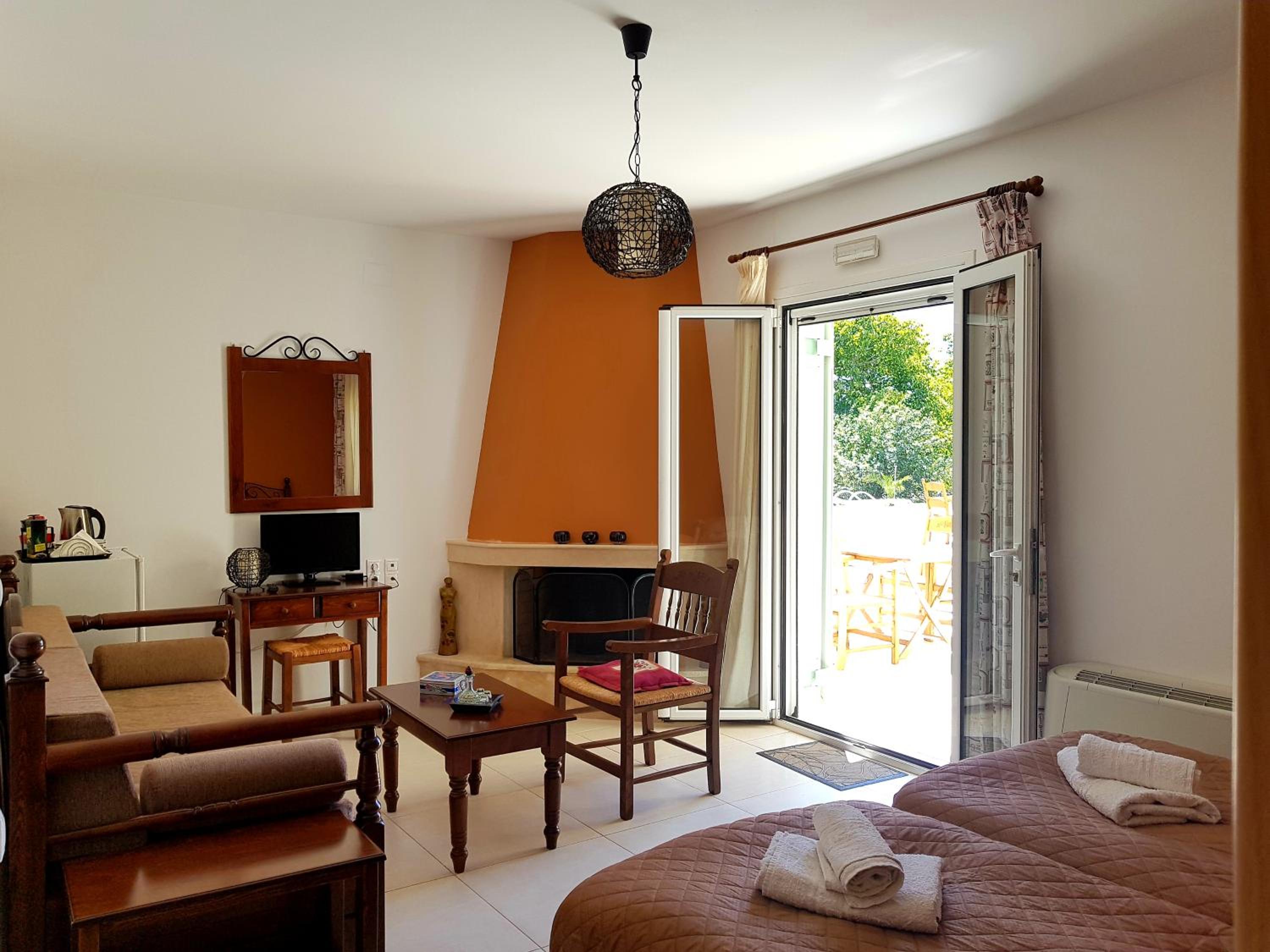Large Double or Twin Room