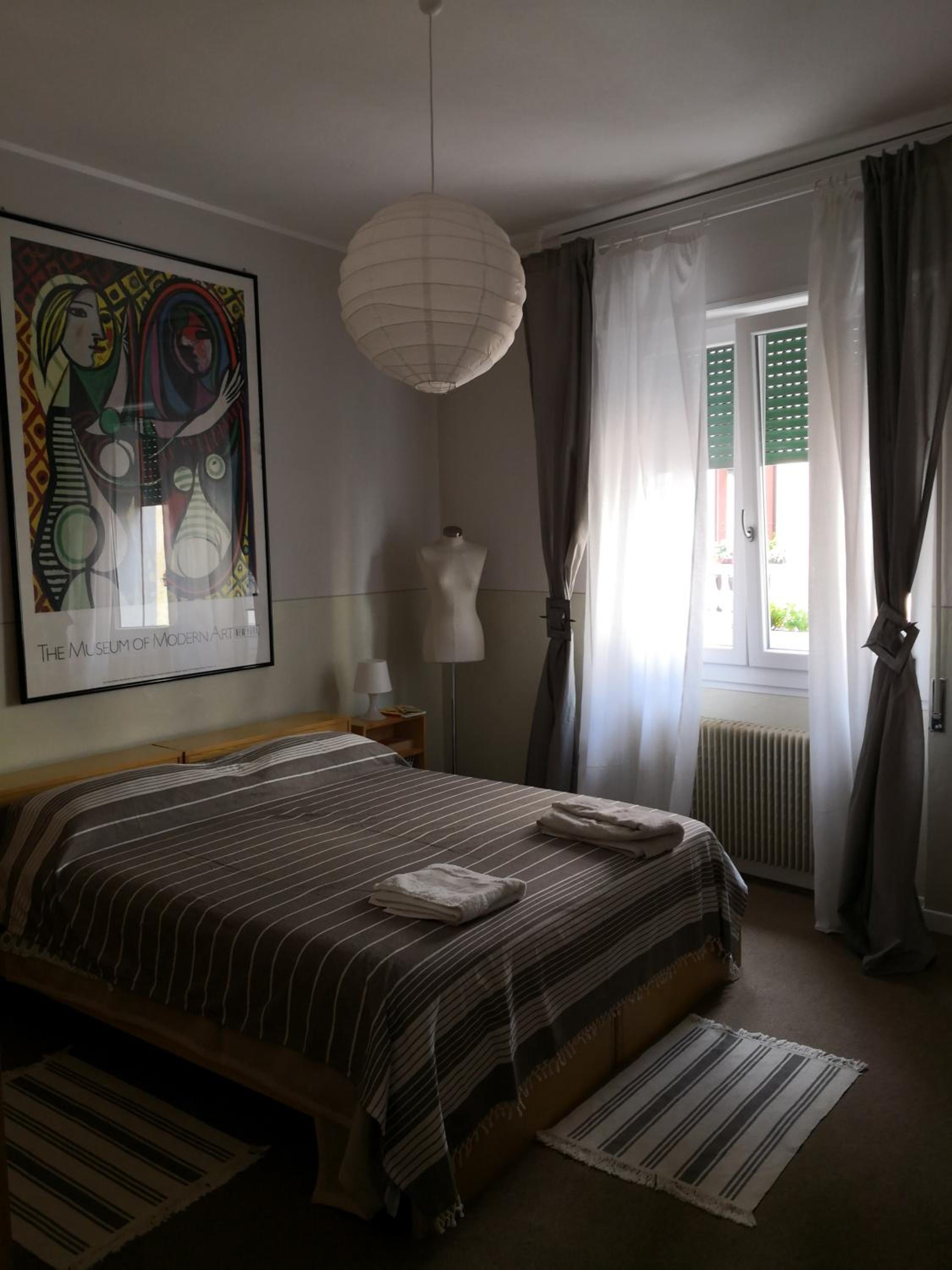 Two-Bedroom Apartment - Photo 3