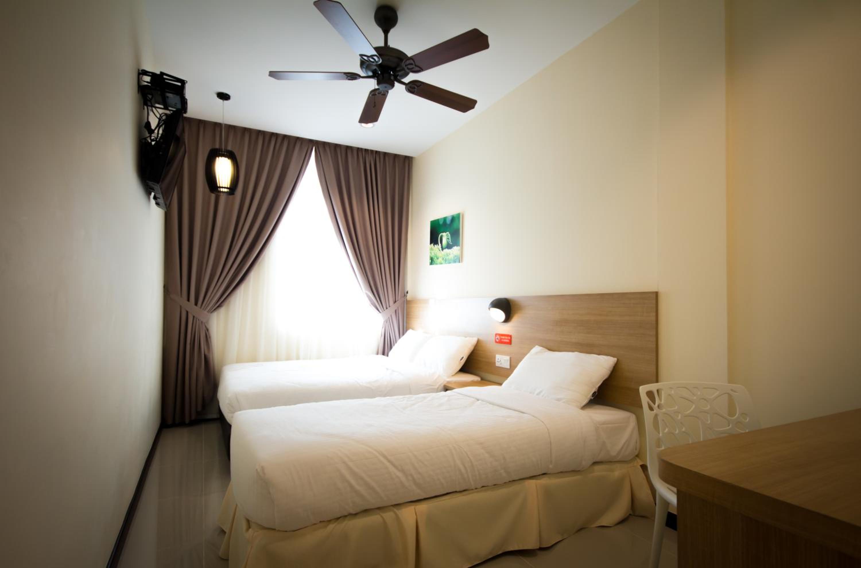 Triple Room - Photo 1