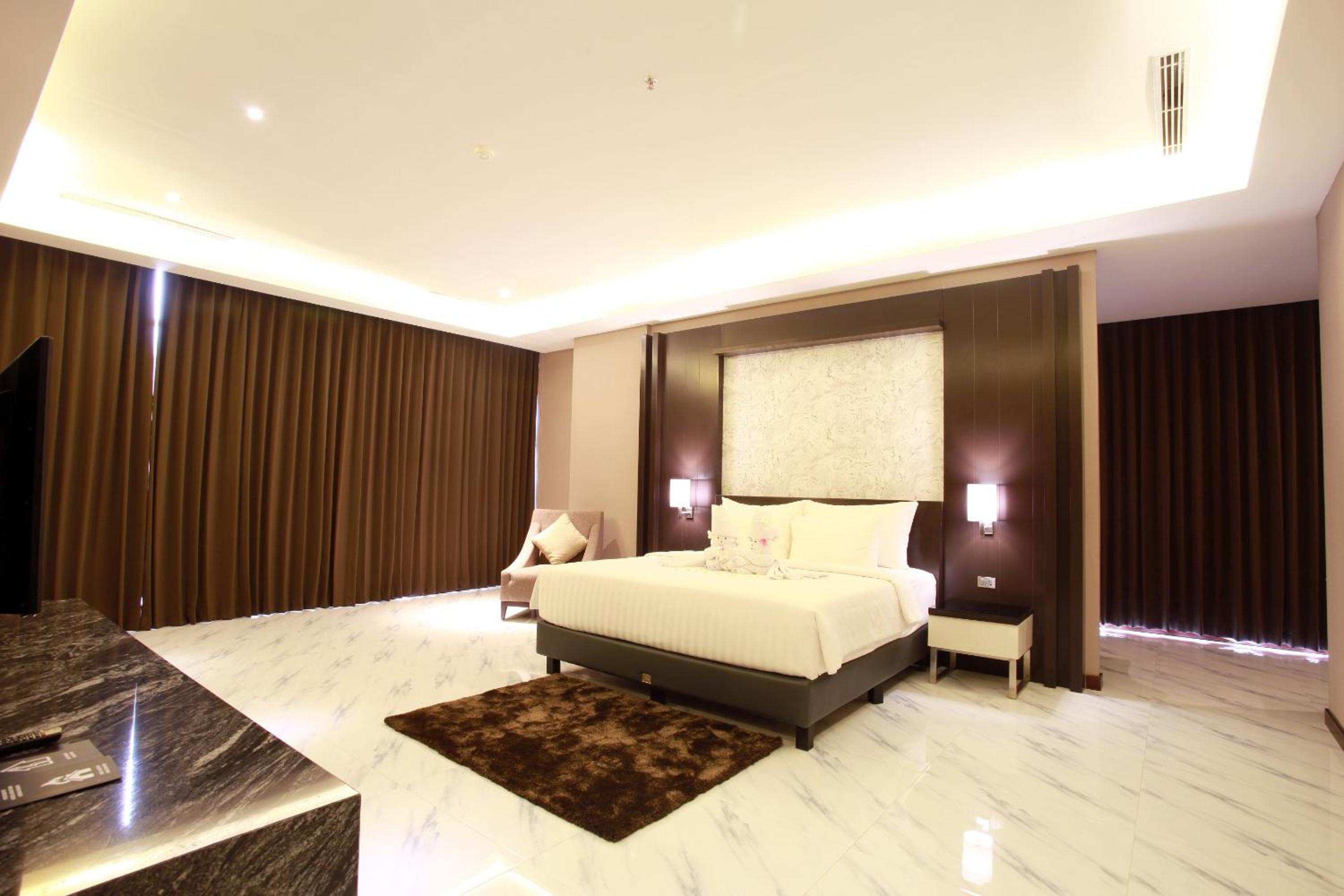 Presidential Suite photo 1