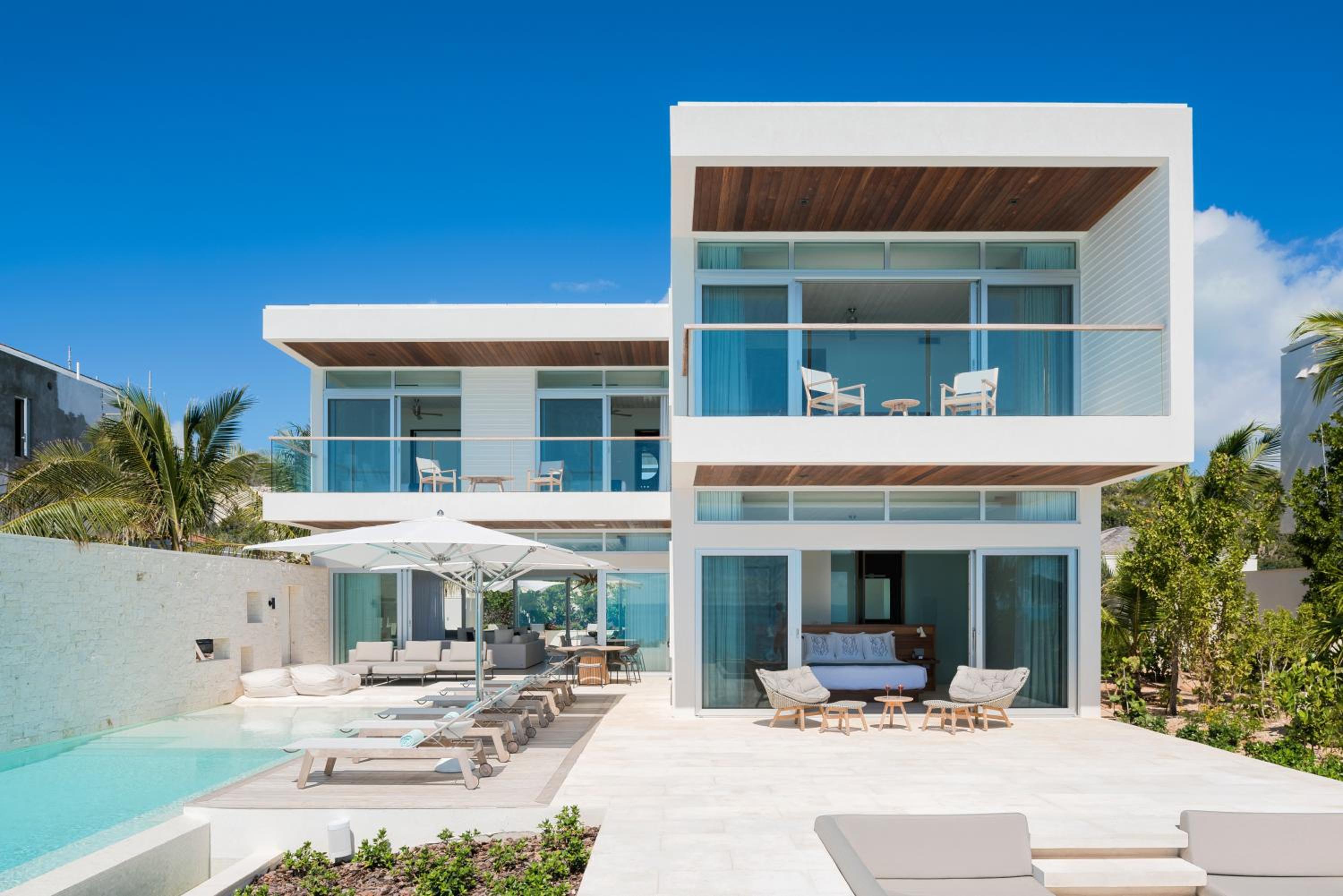 Four-Bedroom Villa - Photo 10