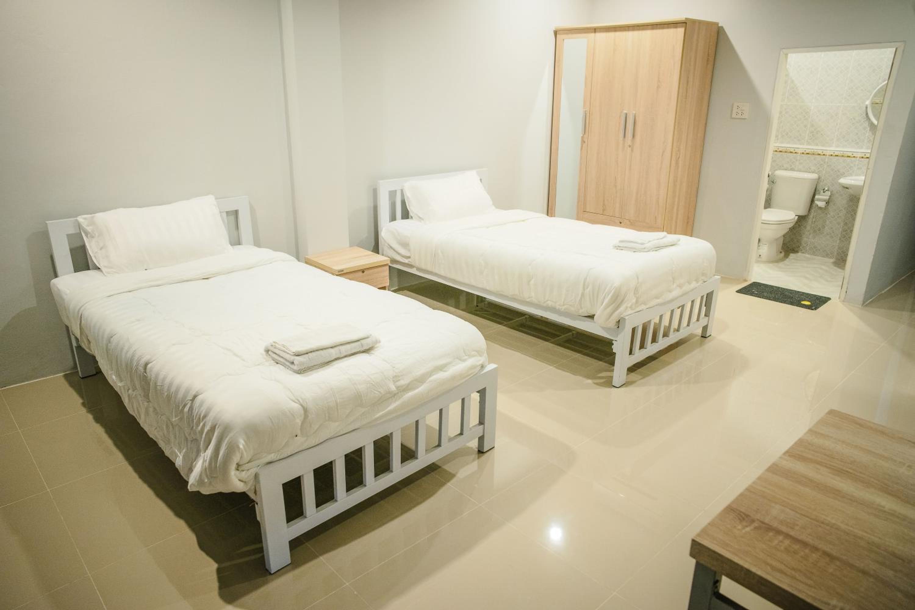Standard Twin Room photo 1