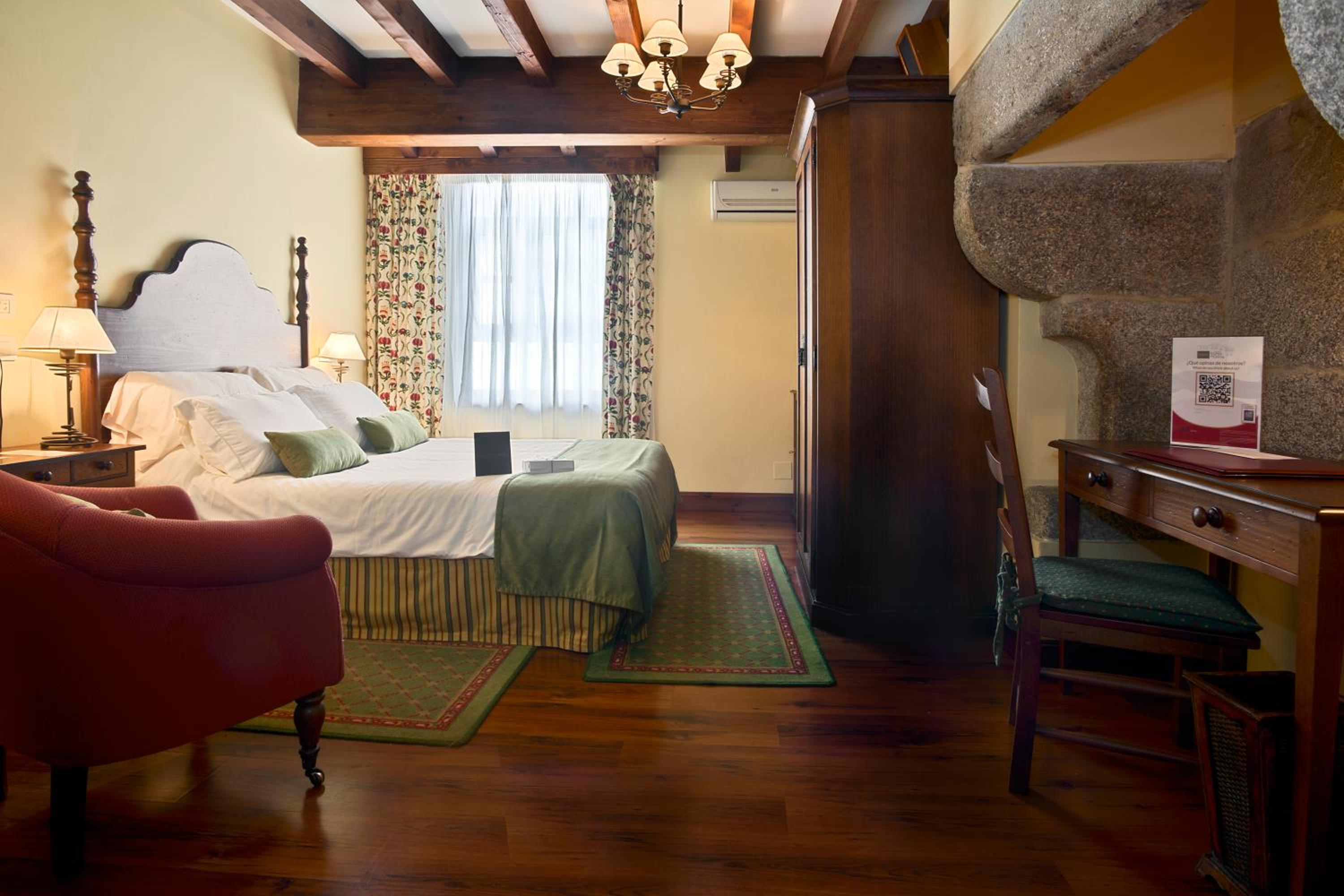 Double or Twin Room - Photo 1
