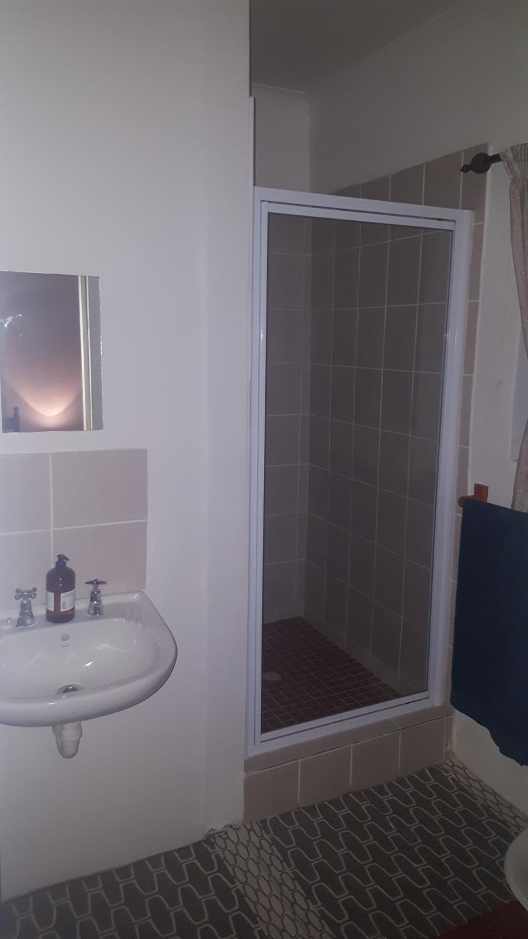 Budget Double or Twin Room - Photo 13