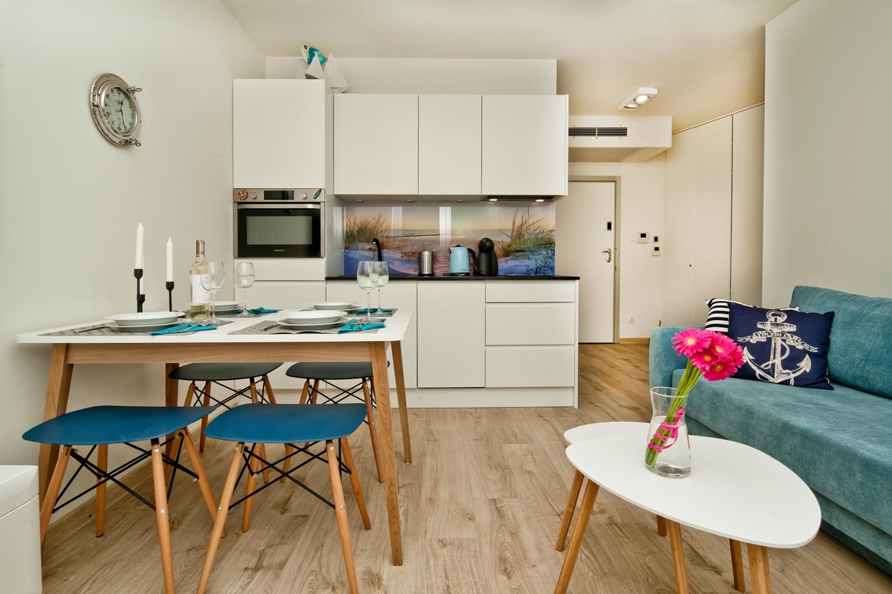 One-Bedroom Apartment with Sea View - 24/A19 Abrahama Street photo 3