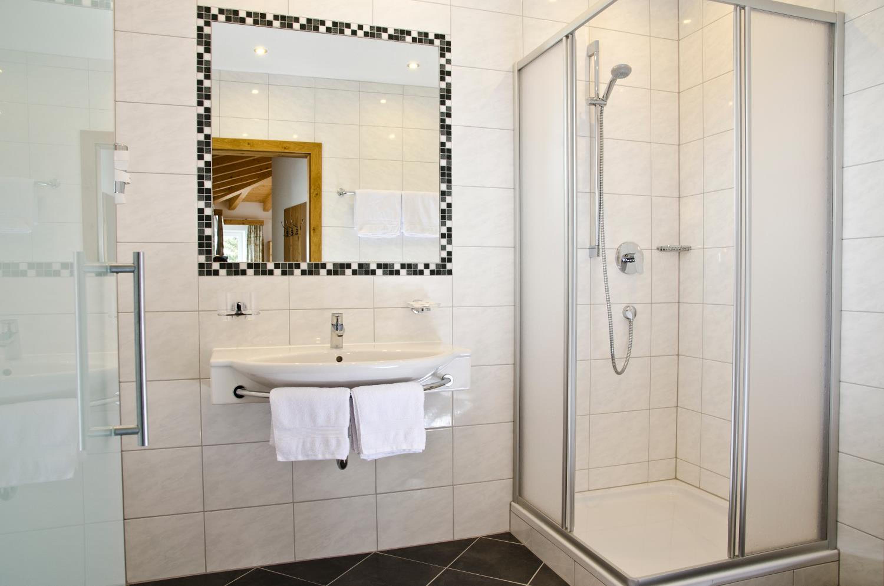 Deluxe Double Room - Photo 4