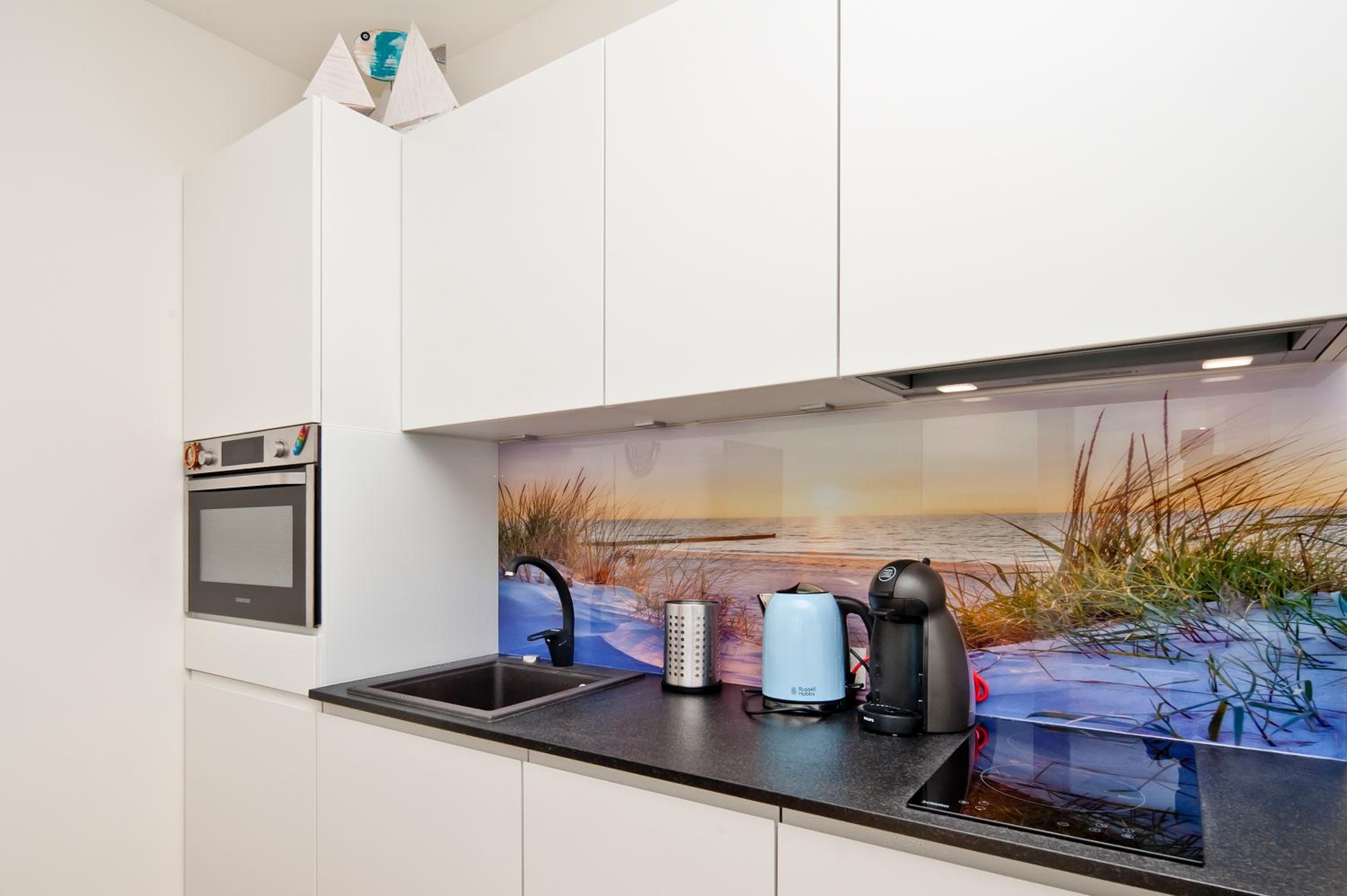 One-Bedroom Apartment with Sea View - 24/A19 Abrahama Street photo 2
