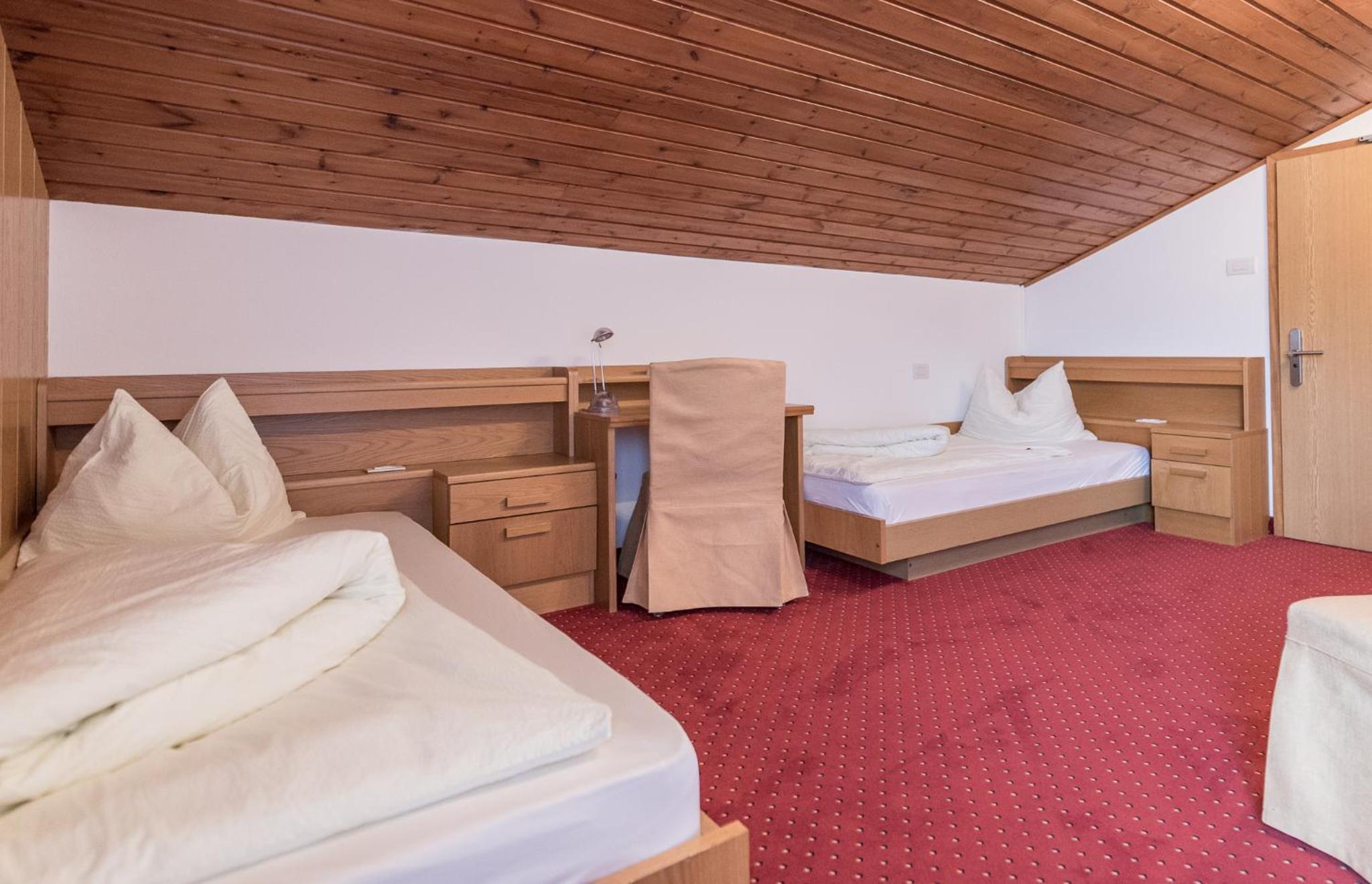 Classic Single Room With Balcony