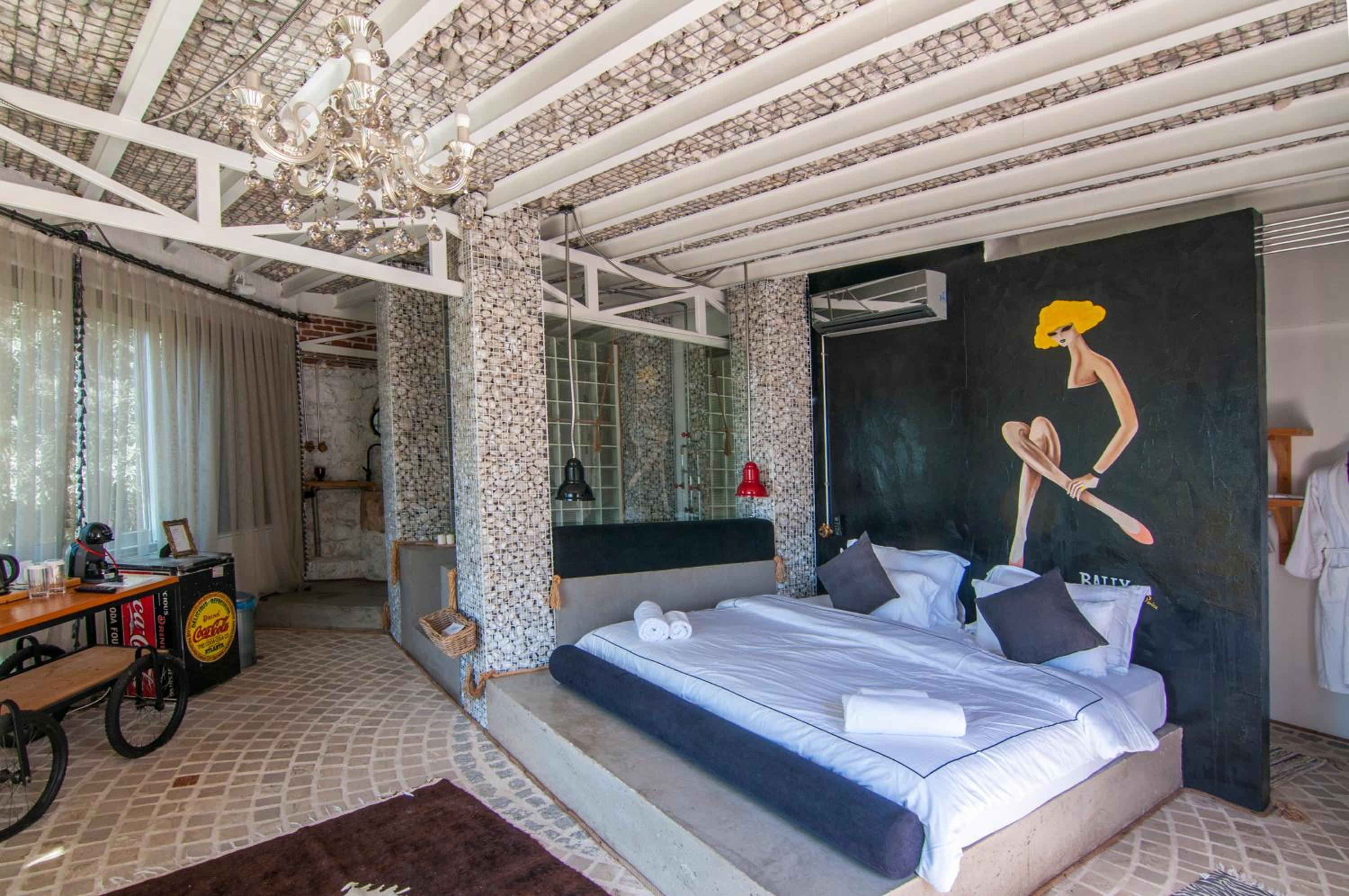 King Room with Jacuzzi and Sea View