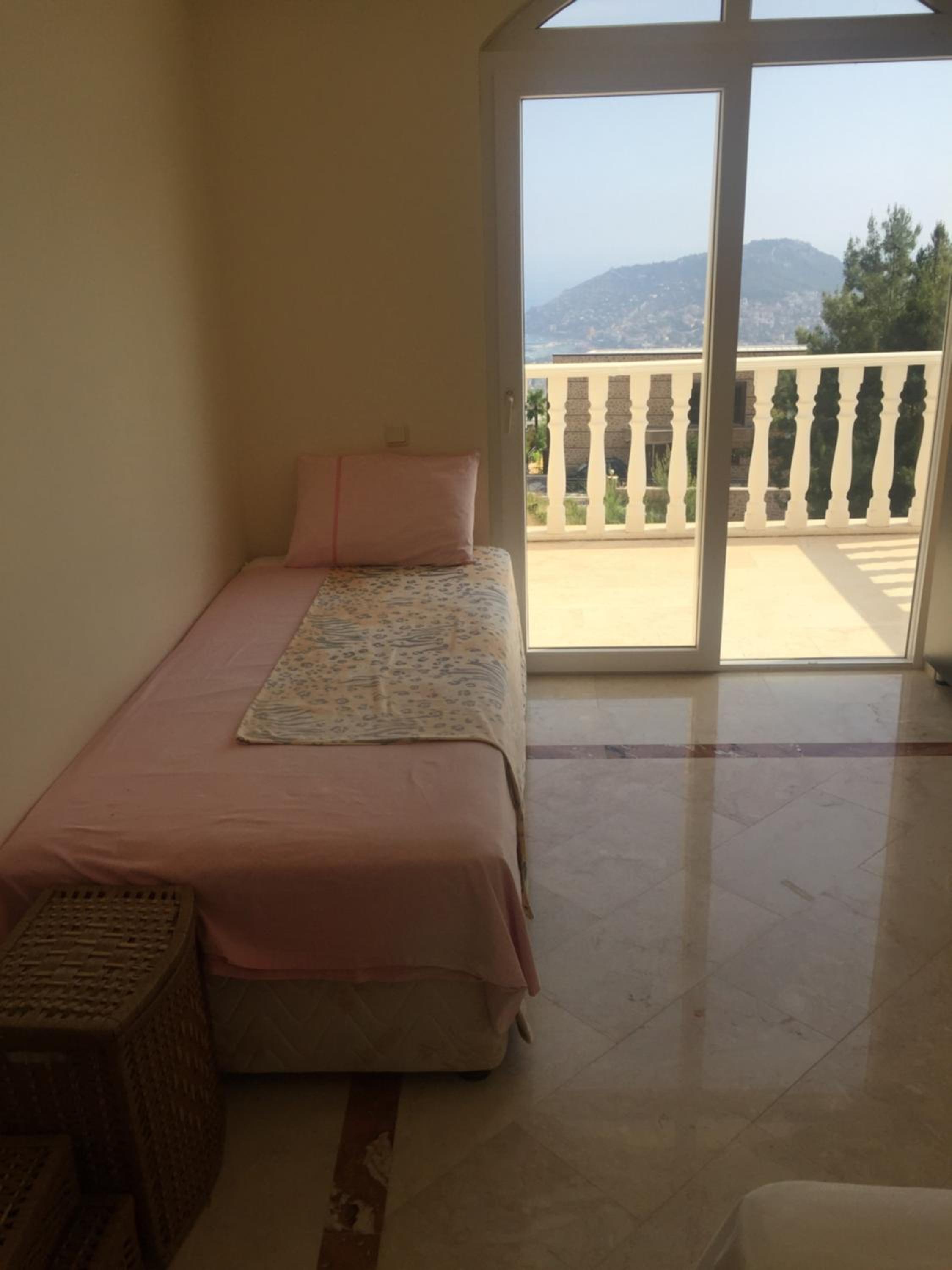 Villa - Photo 32