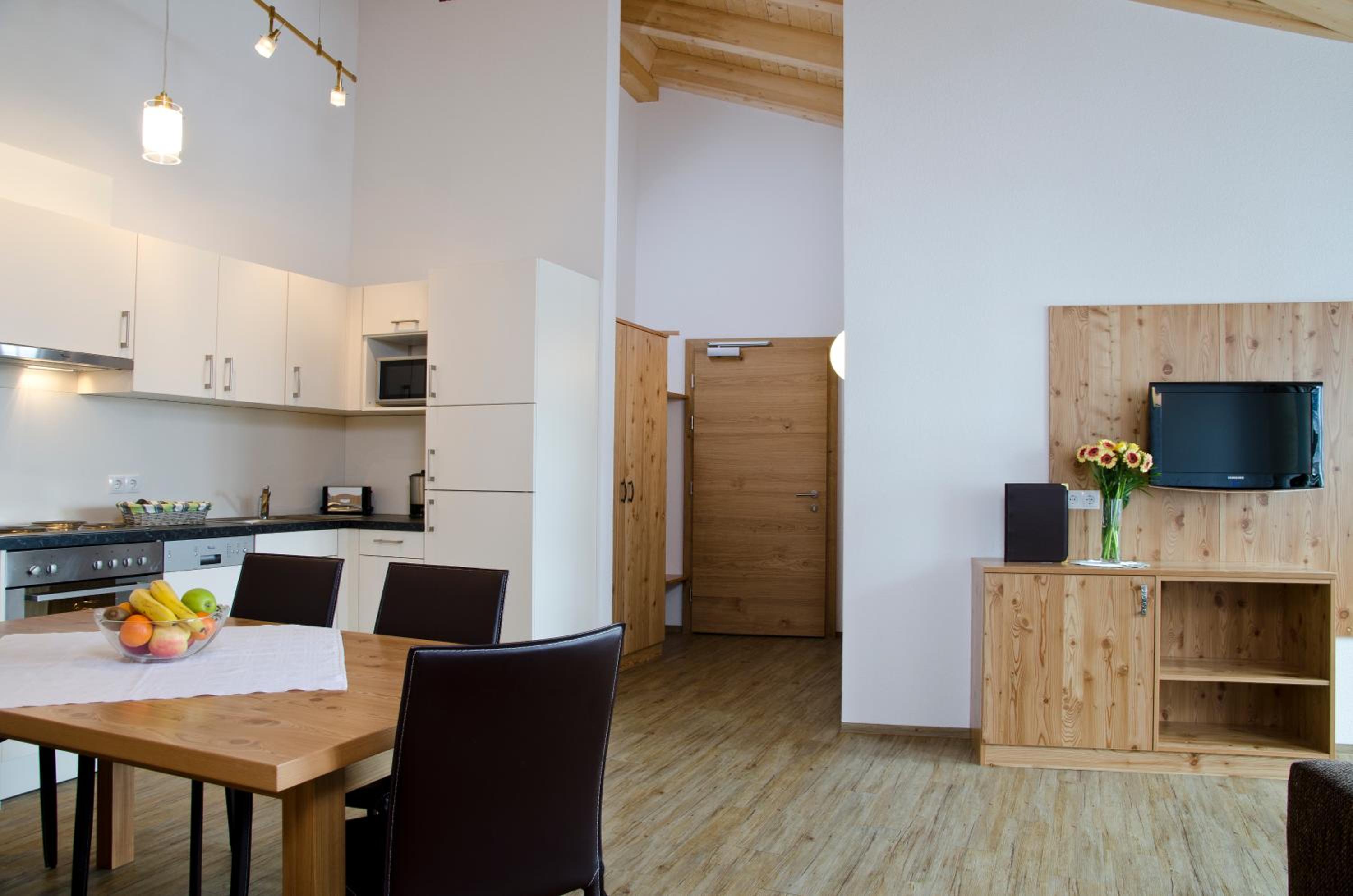 Two-Bedroom Apartment (4 Adults + 2 Children) - Photo 6