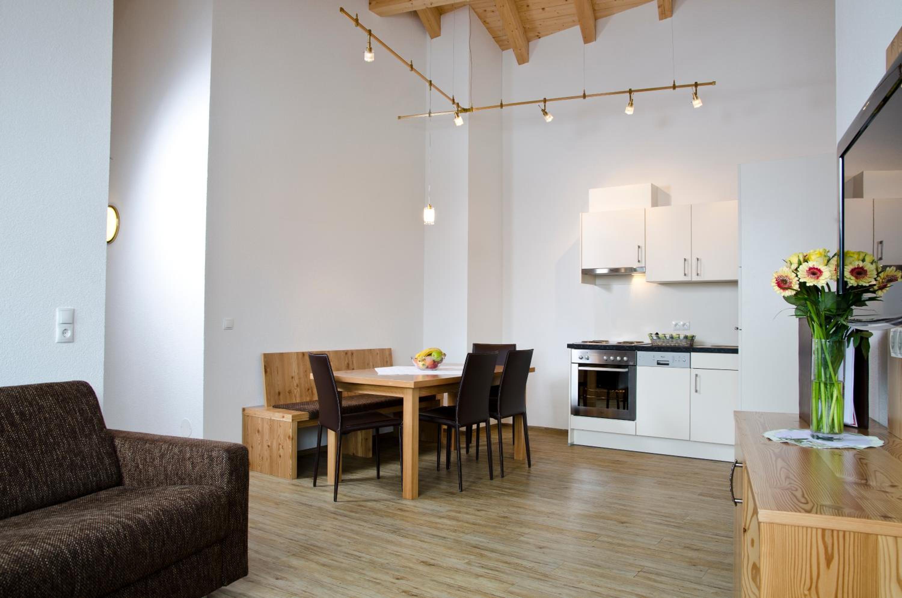 Two-Bedroom Apartment (4 Adults + 2 Children) - Photo 4