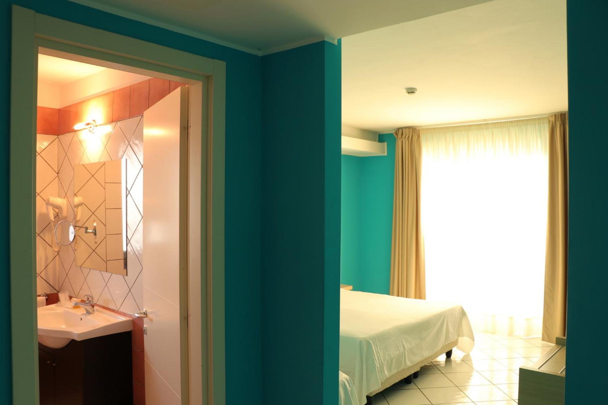 Superior Triple Room with Sea View