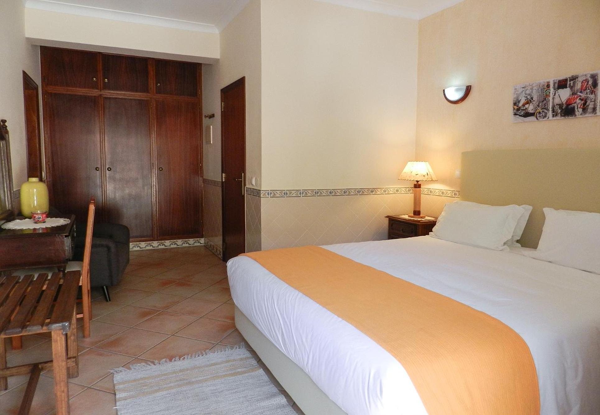 Double Room - Photo 1