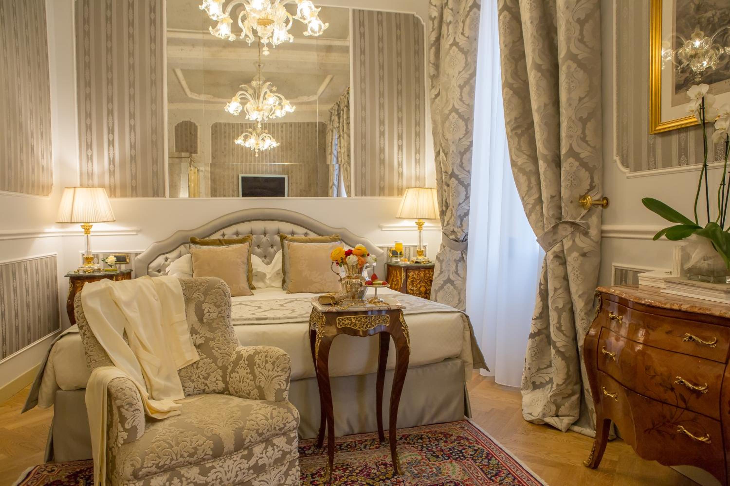 Grand Deluxe Room - Photo 3