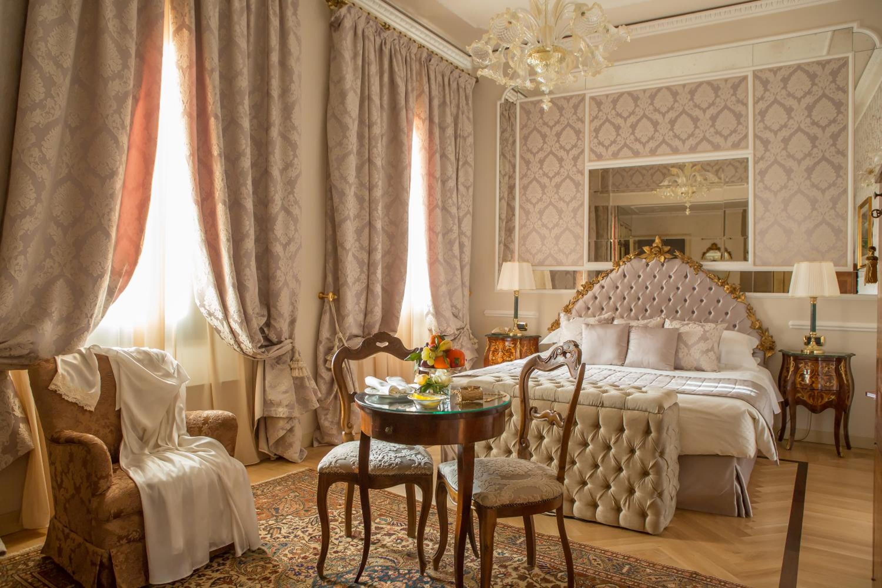 Grand Deluxe Room - Photo 5