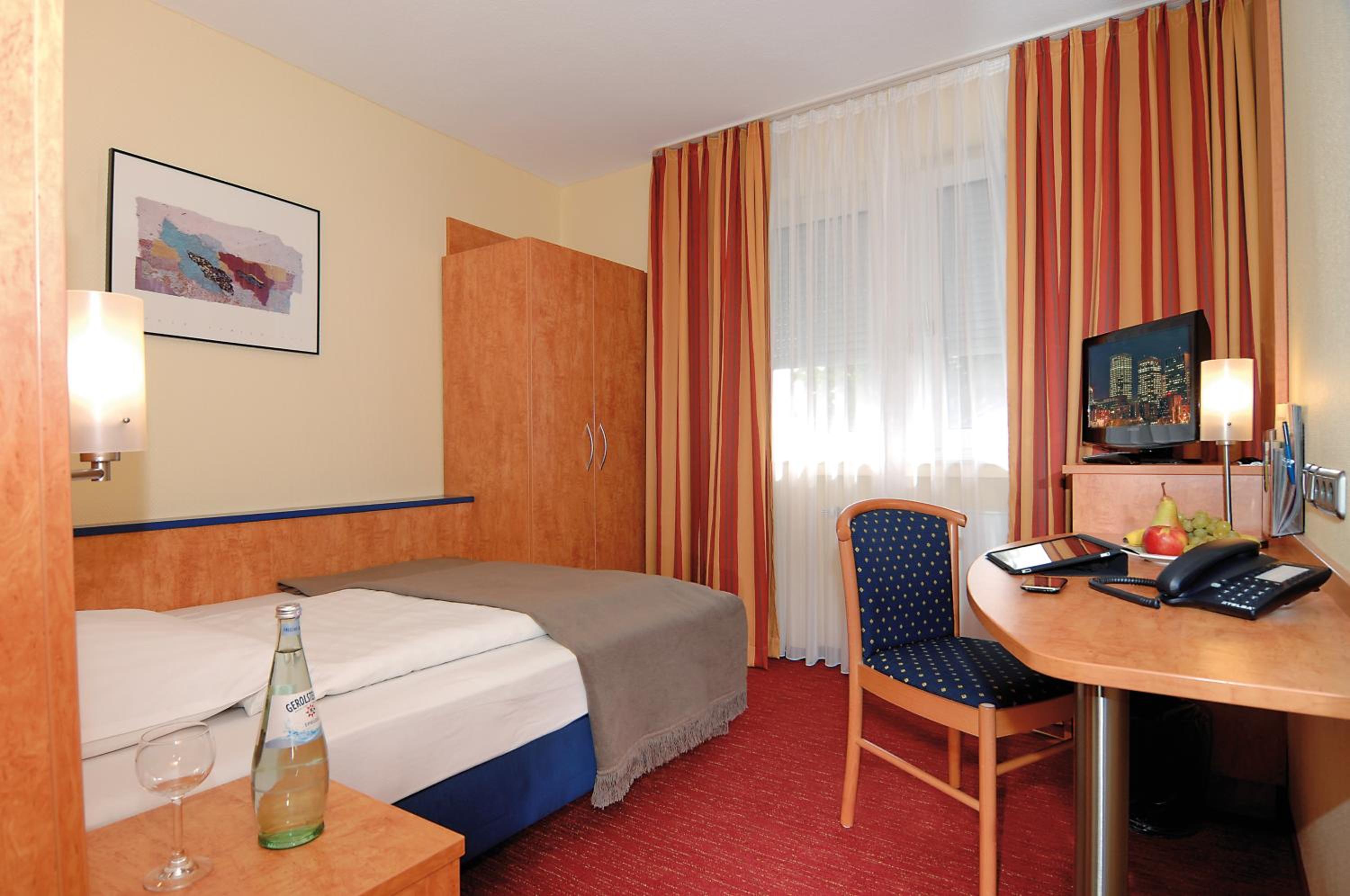 Comfort Single Room