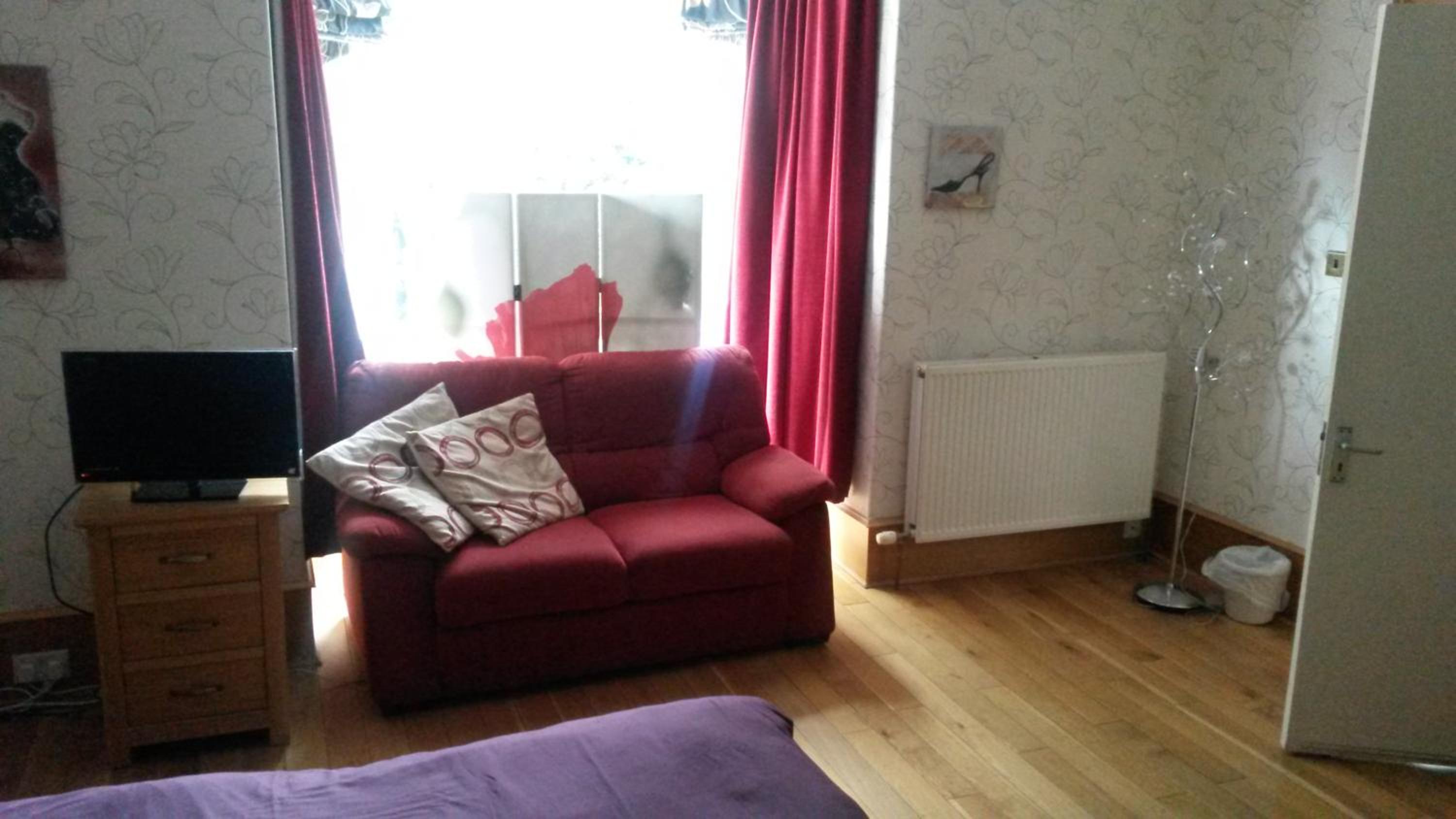 Double Room with Shared Bathroom photo 1