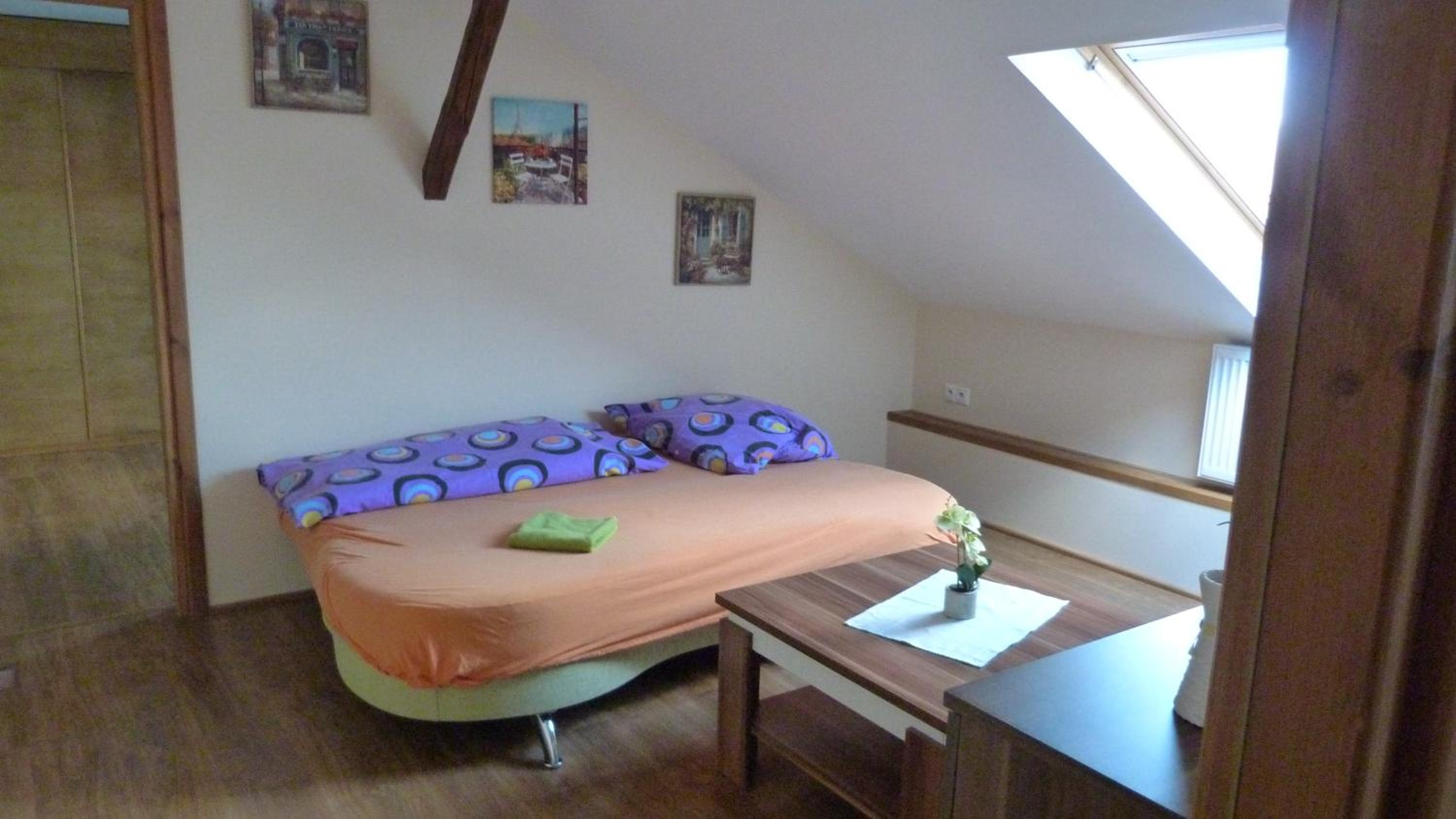 Loft - Photo 2