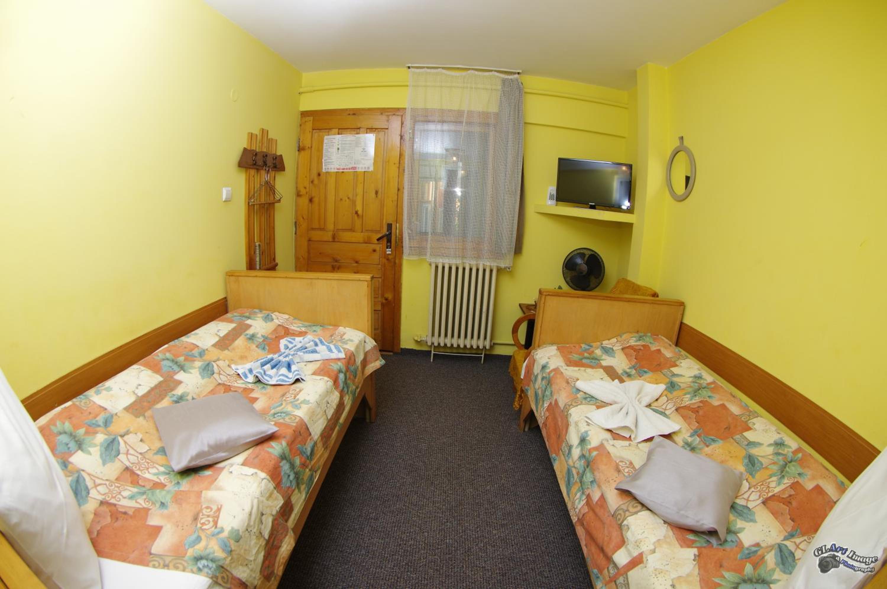 Twin Room photo 1
