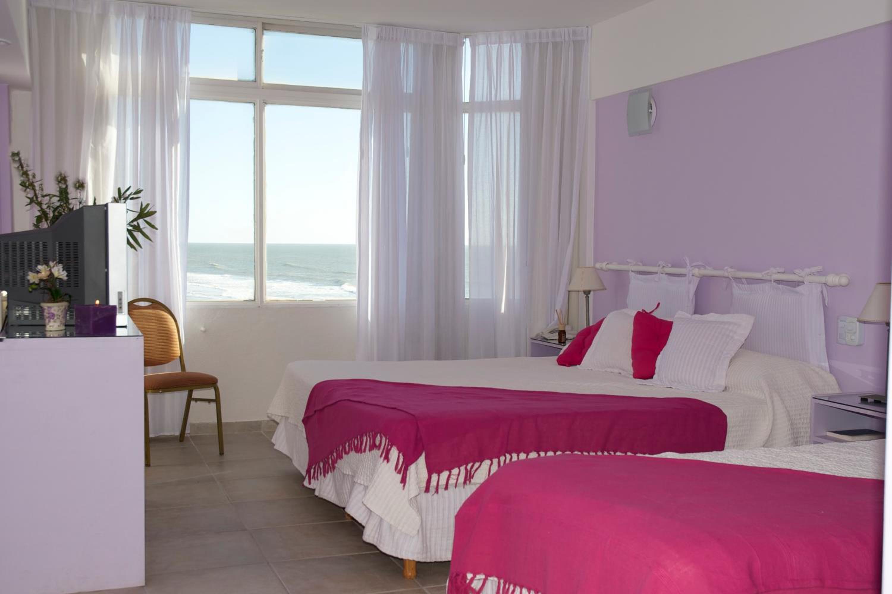 Superior Triple Room with Lateral Sea View