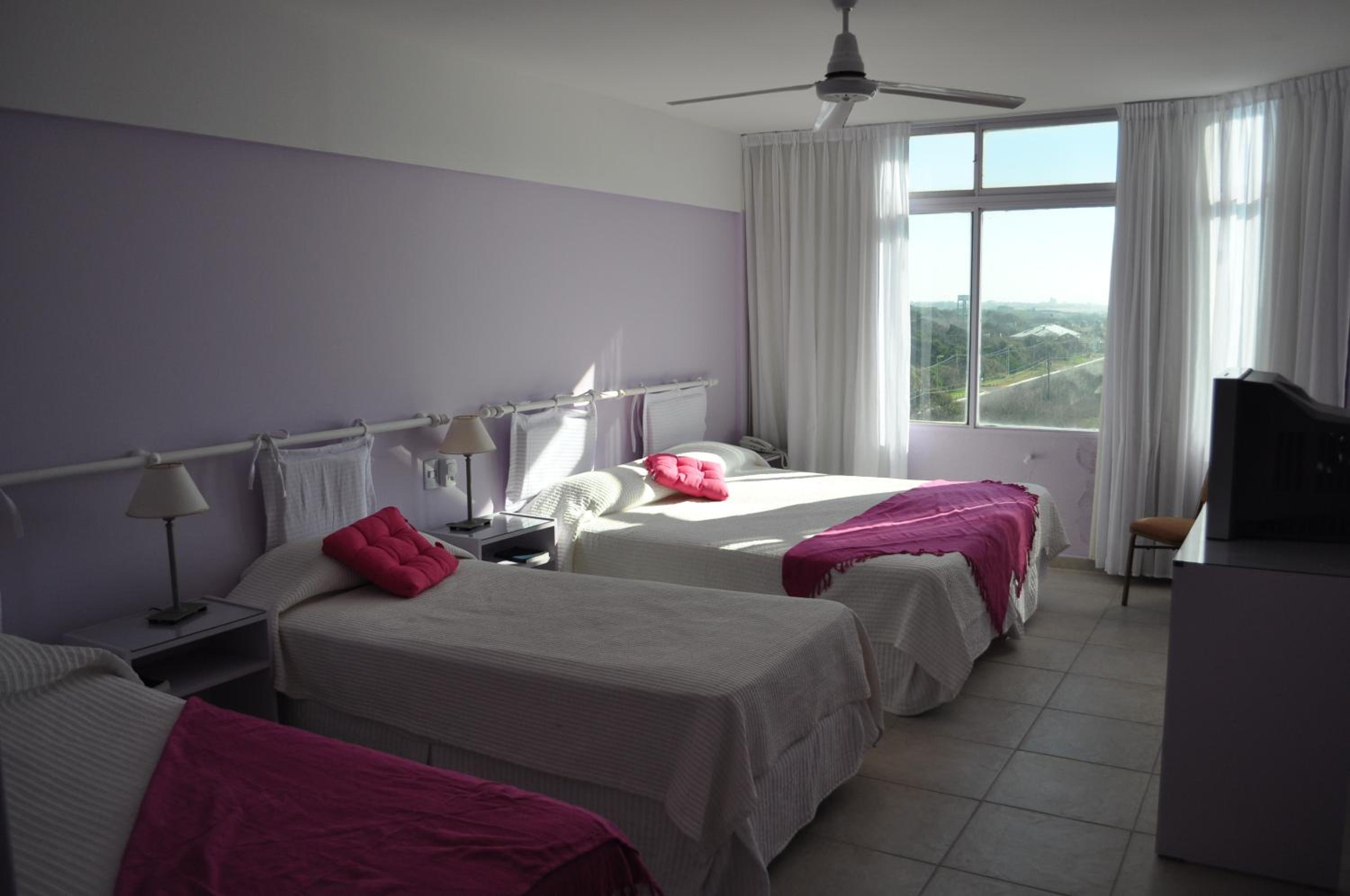 Superior Quadruple Room with Lateral Sea View