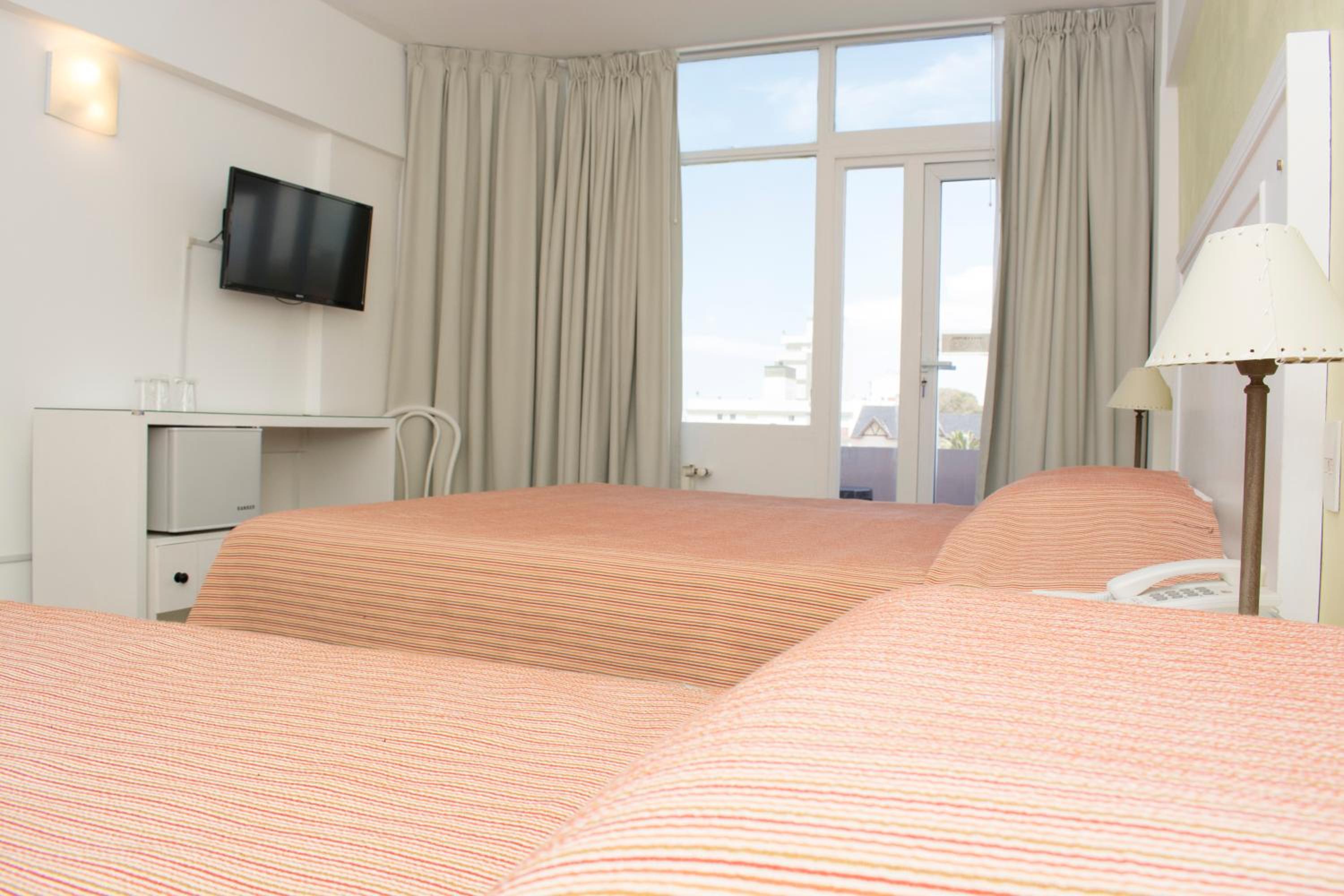 Superior Triple Room with Lateral Sea View and Balcony