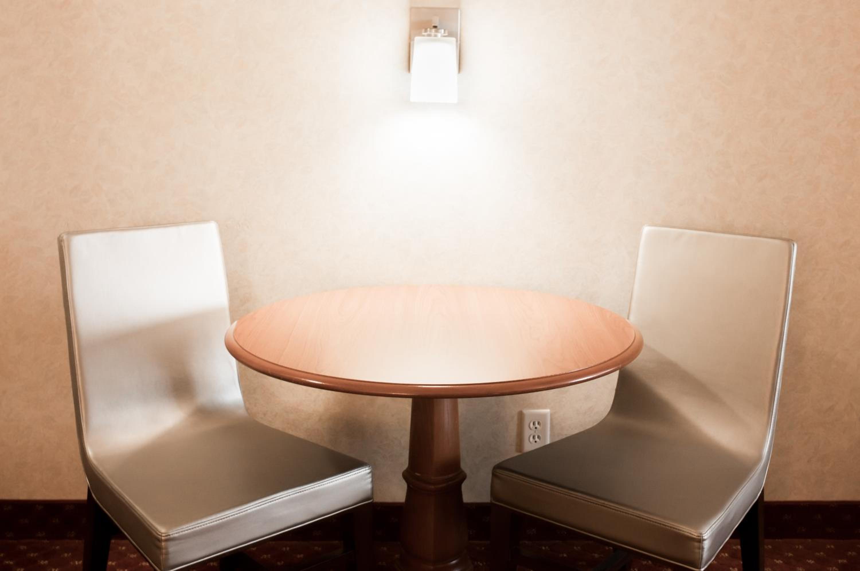 King Studio Suite - Mobility Access/Non-Smoking - Photo 2