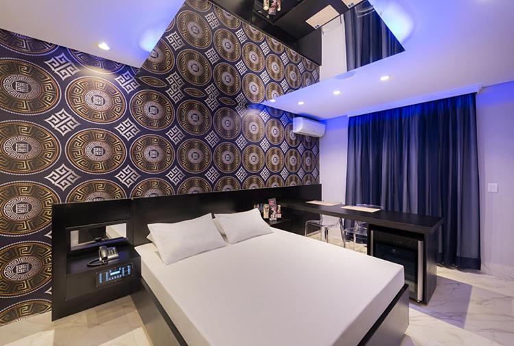 Suite with Private Pool