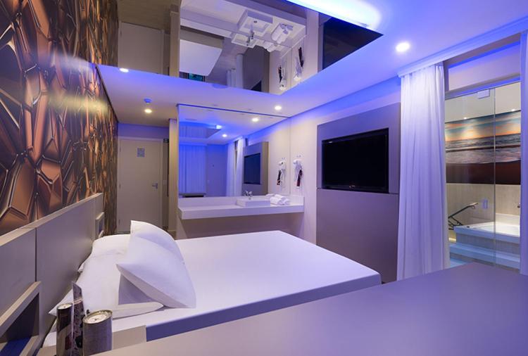 Suite with Private Pool photo 3